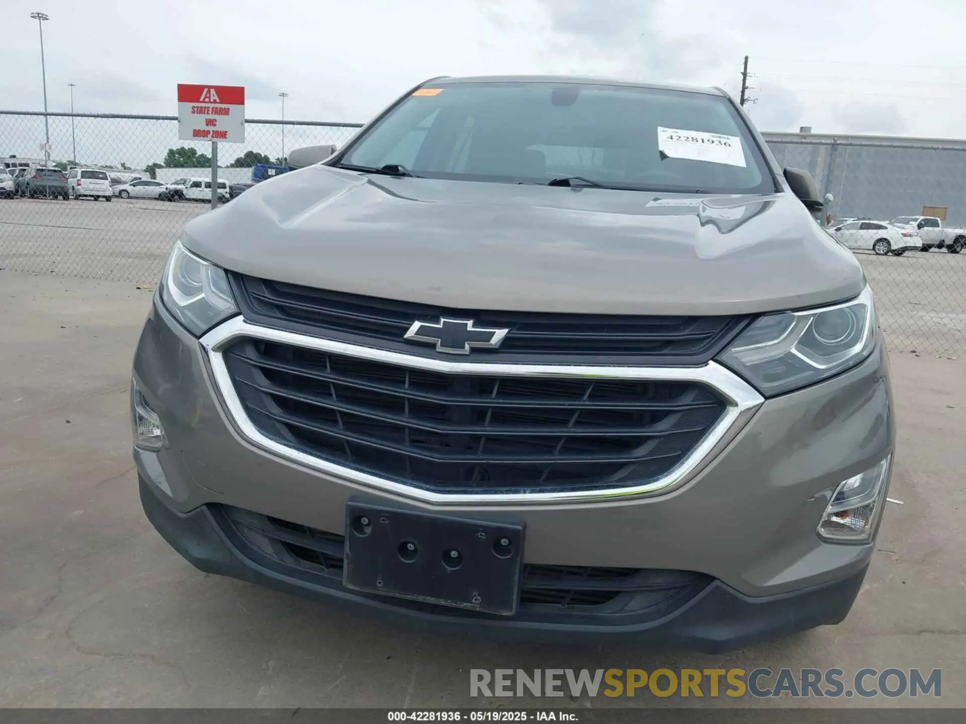 12 fotografías del automóvil dañado 3GNAXKEV0KS574469 CHEVROLET EQUINOX 2019