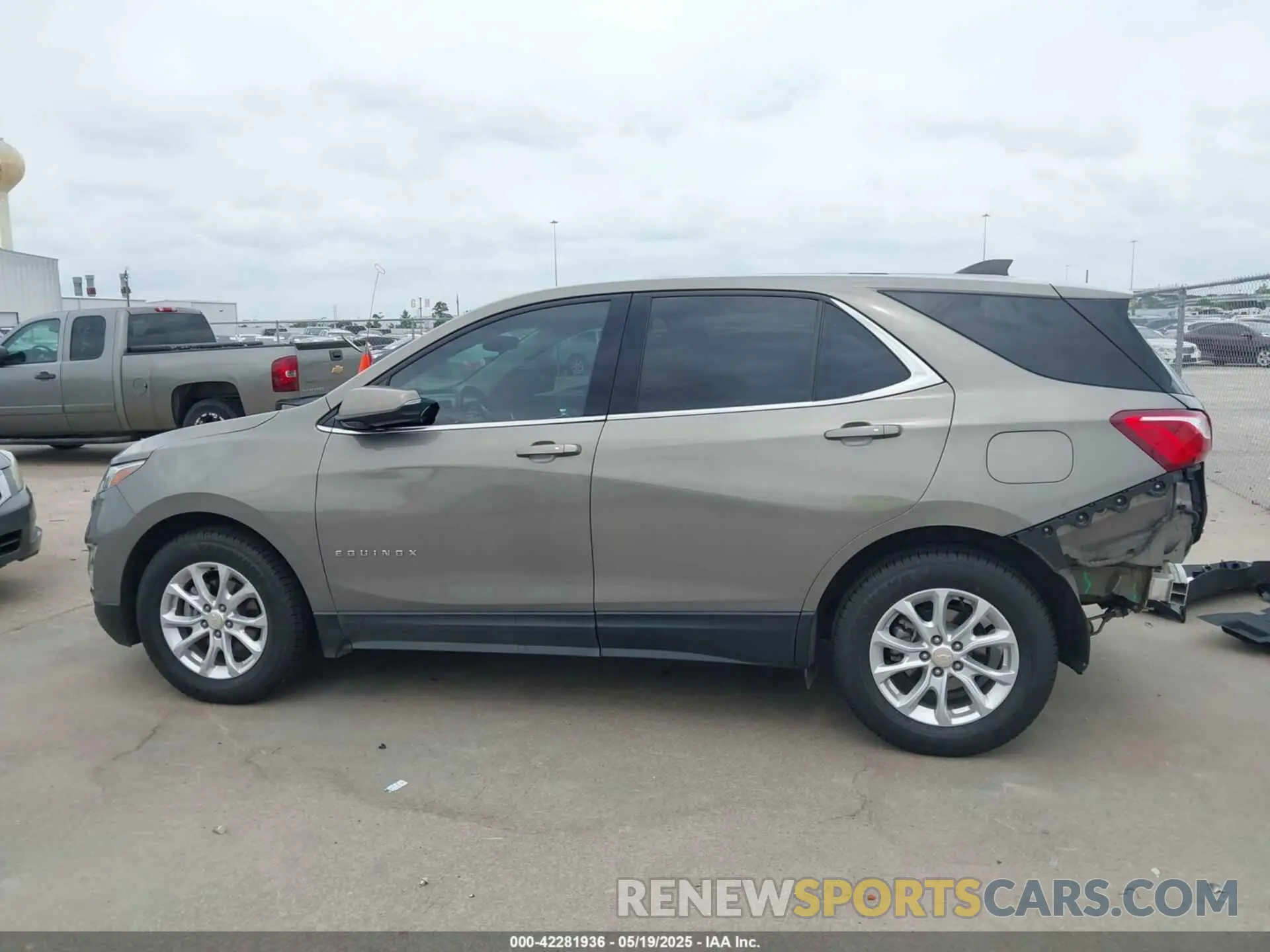 14 fotografías del automóvil dañado 3GNAXKEV0KS574469 CHEVROLET EQUINOX 2019