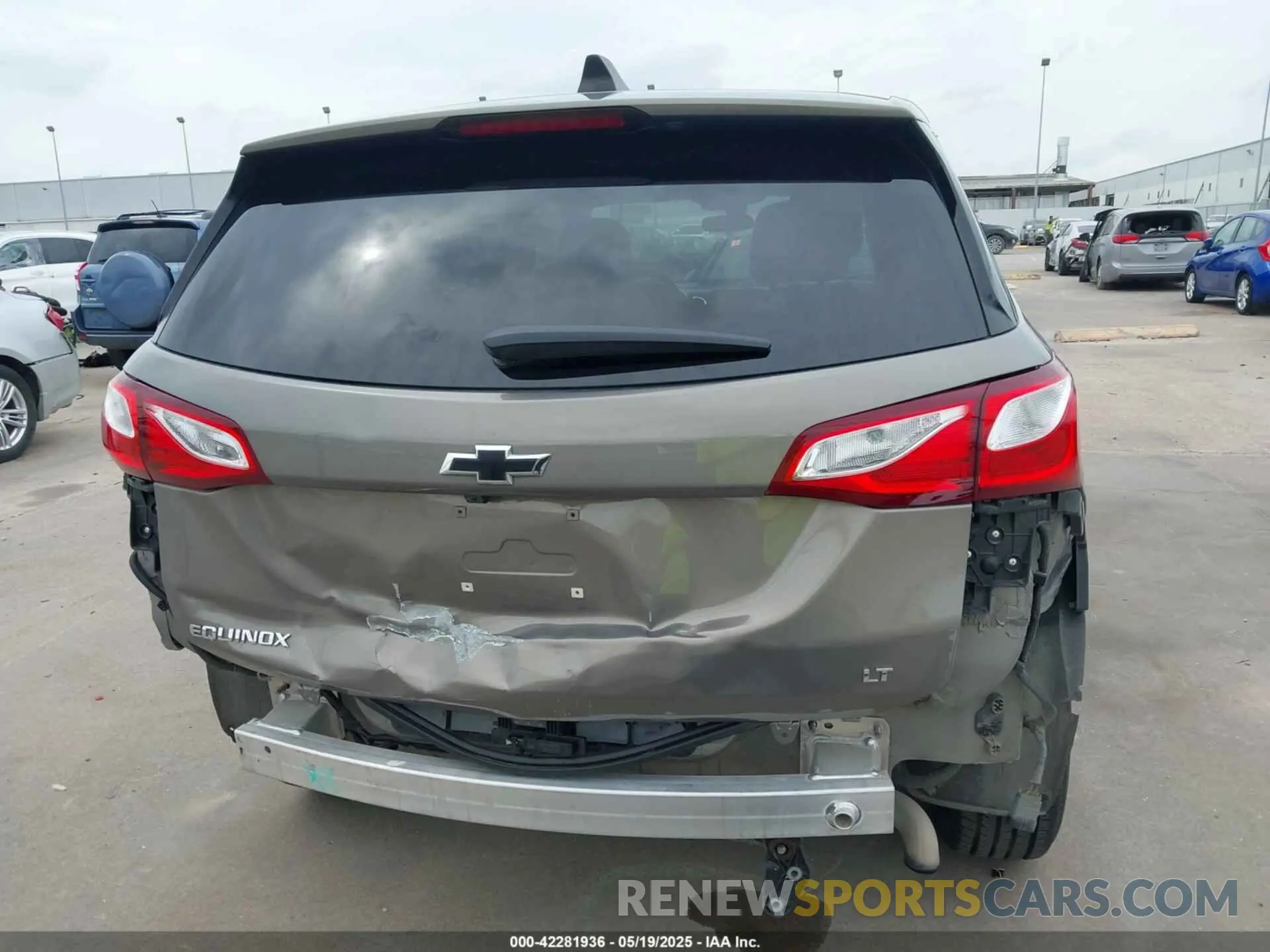16 fotografías del automóvil dañado 3GNAXKEV0KS574469 CHEVROLET EQUINOX 2019