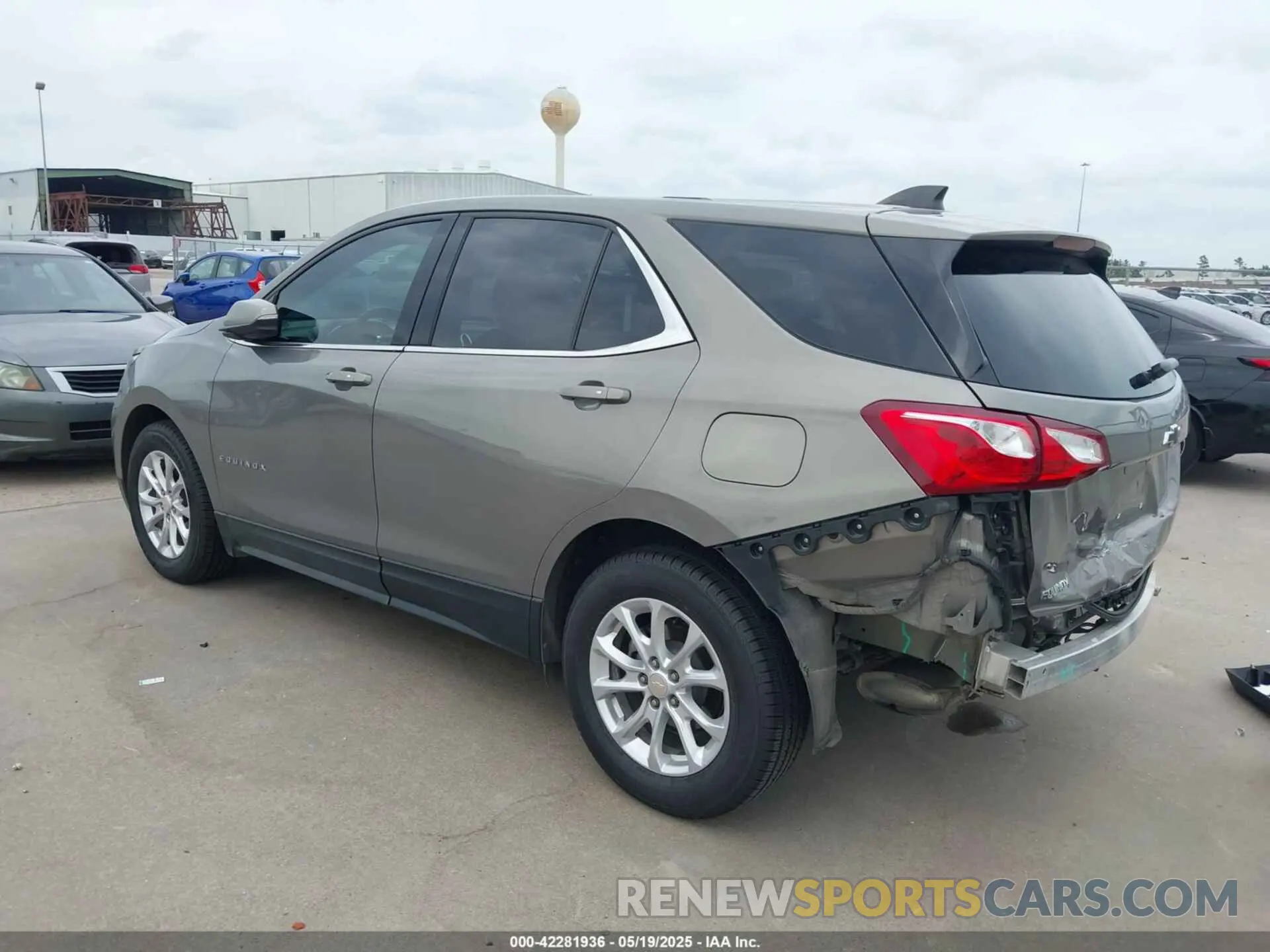 3 fotografías del automóvil dañado 3GNAXKEV0KS574469 CHEVROLET EQUINOX 2019