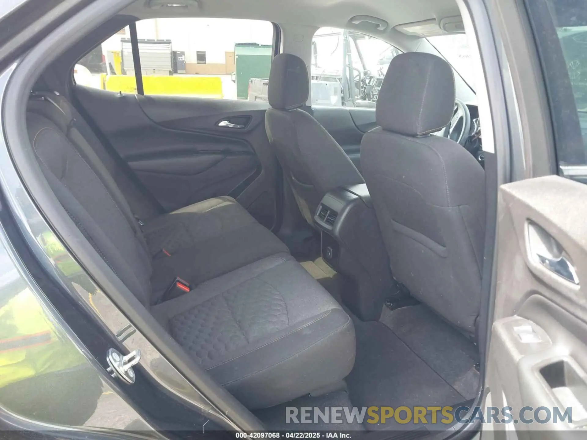 8 fotografías del automóvil dañado 3GNAXKEV1KS507296 CHEVROLET EQUINOX 2019
