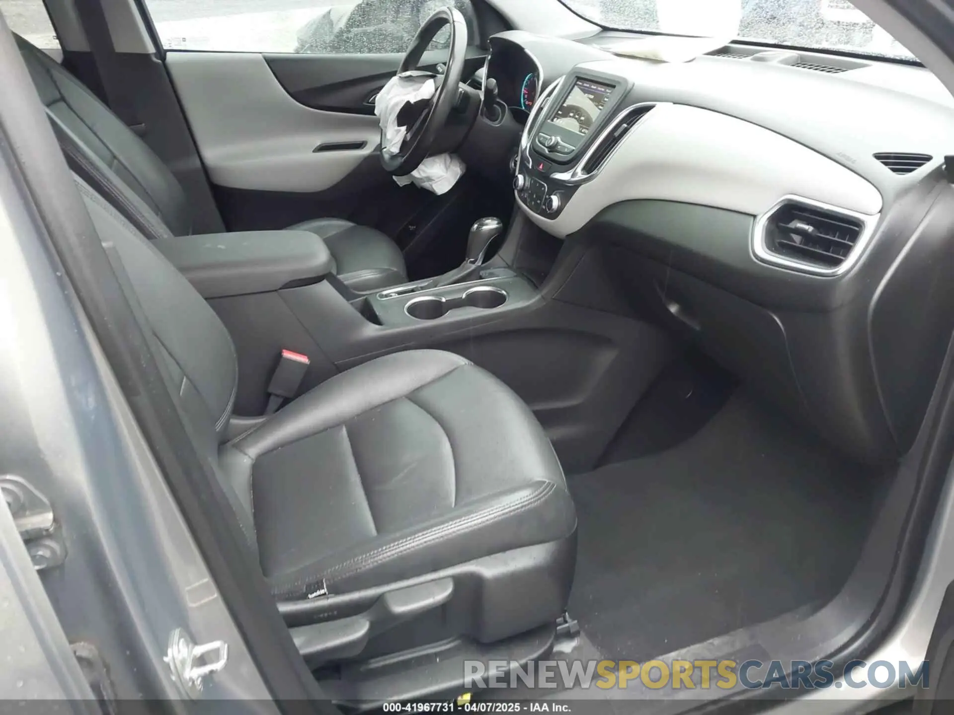 5 fotografías del automóvil dañado 3GNAXKEV1KS541674 CHEVROLET EQUINOX 2019