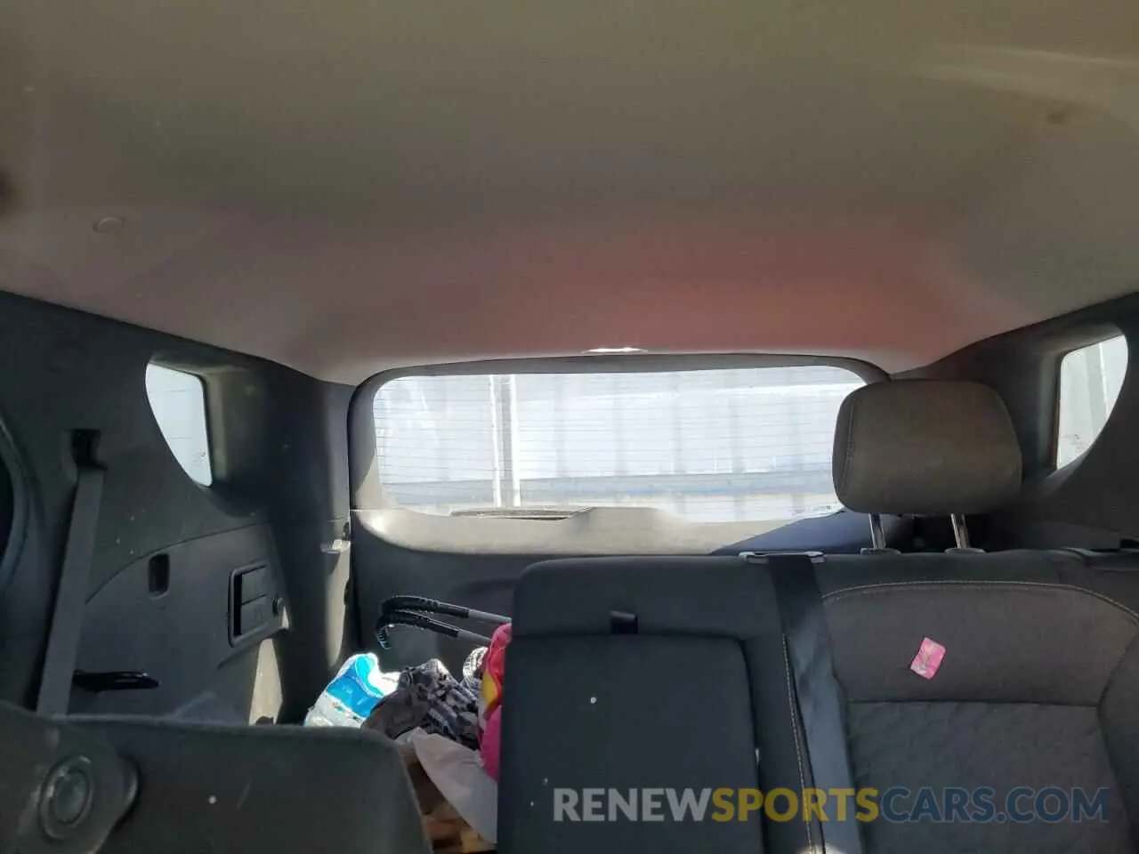 10 fotografías del automóvil dañado 3GNAXKEV1KS579535 CHEVROLET EQUINOX 2019