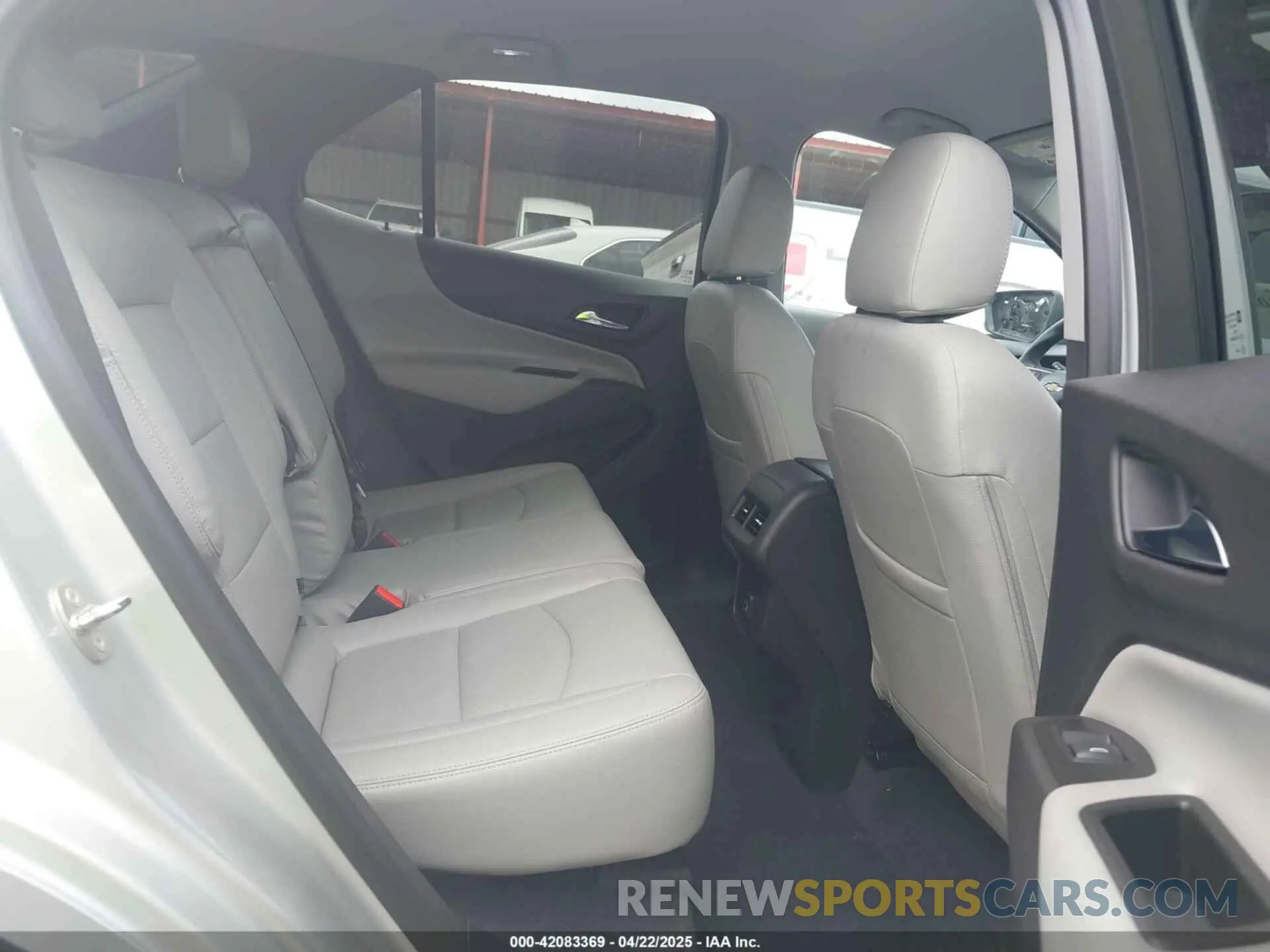 8 fotografías del automóvil dañado 3GNAXKEV1KS669025 CHEVROLET EQUINOX 2019