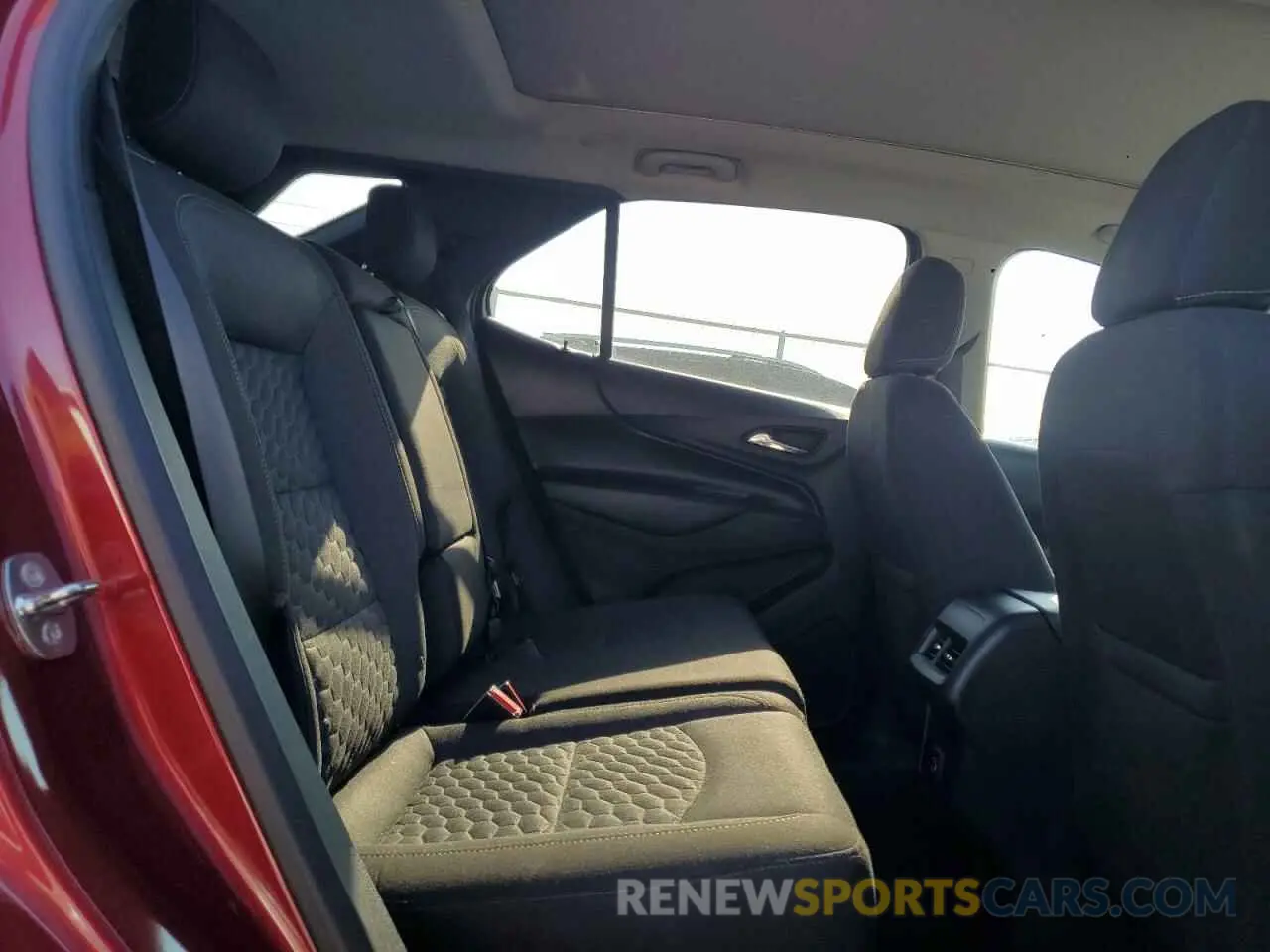 11 fotografías del automóvil dañado 3GNAXKEV2KL154495 CHEVROLET EQUINOX 2019