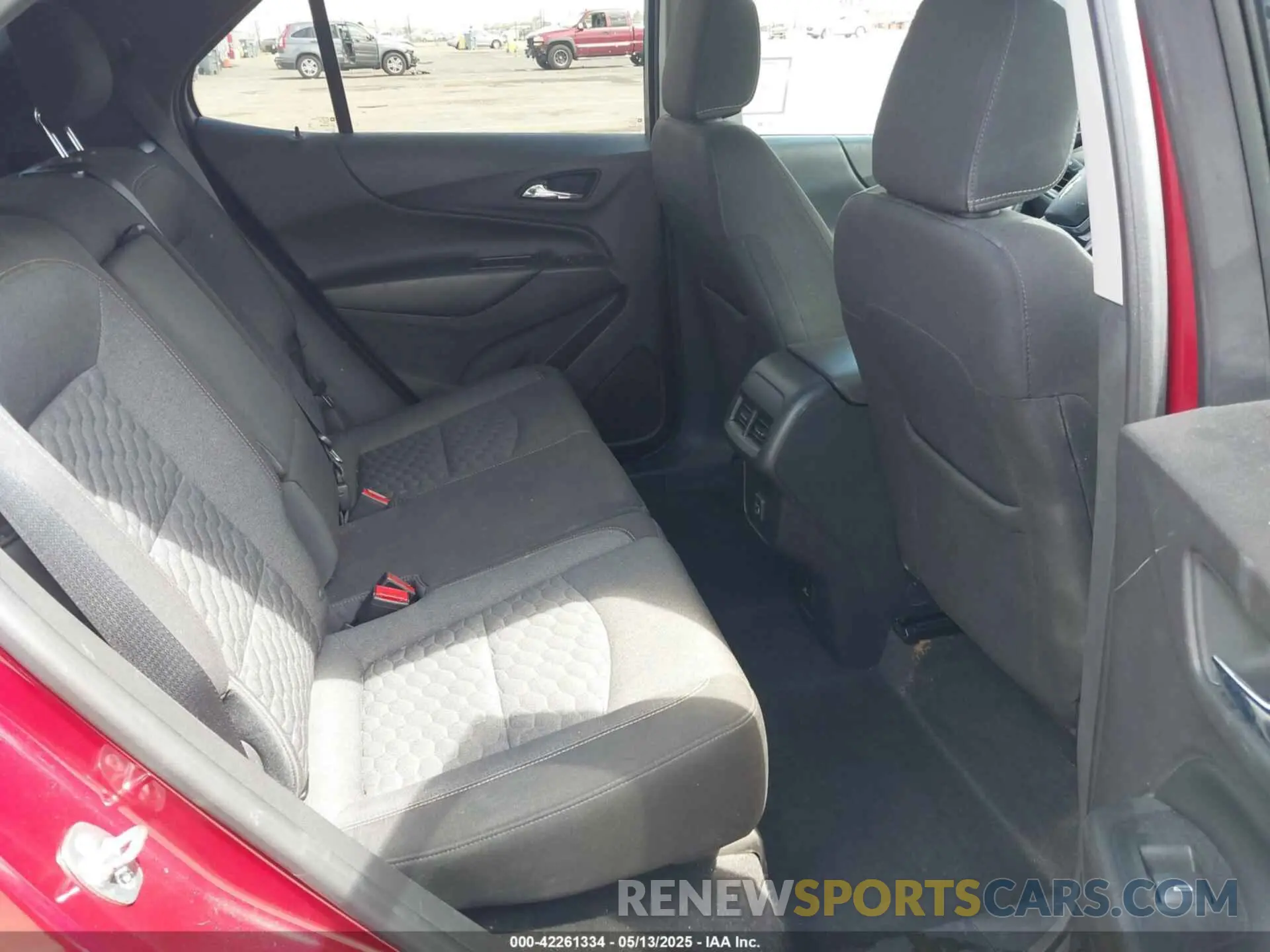 8 fotografías del automóvil dañado 3GNAXKEV3KL168938 CHEVROLET EQUINOX 2019