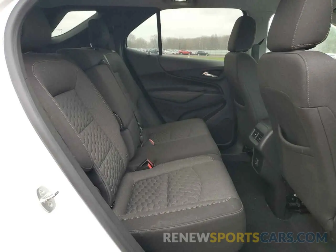 11 fotografías del automóvil dañado 3GNAXKEV3KL390976 CHEVROLET EQUINOX 2019