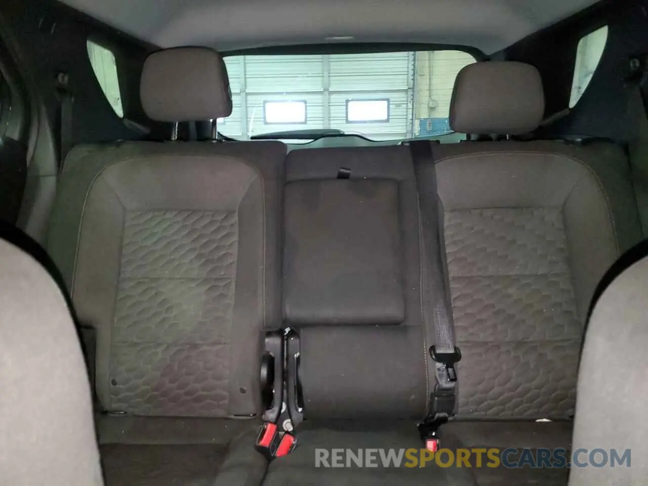 10 fotografías del automóvil dañado 3GNAXKEV4KL103984 CHEVROLET EQUINOX 2019