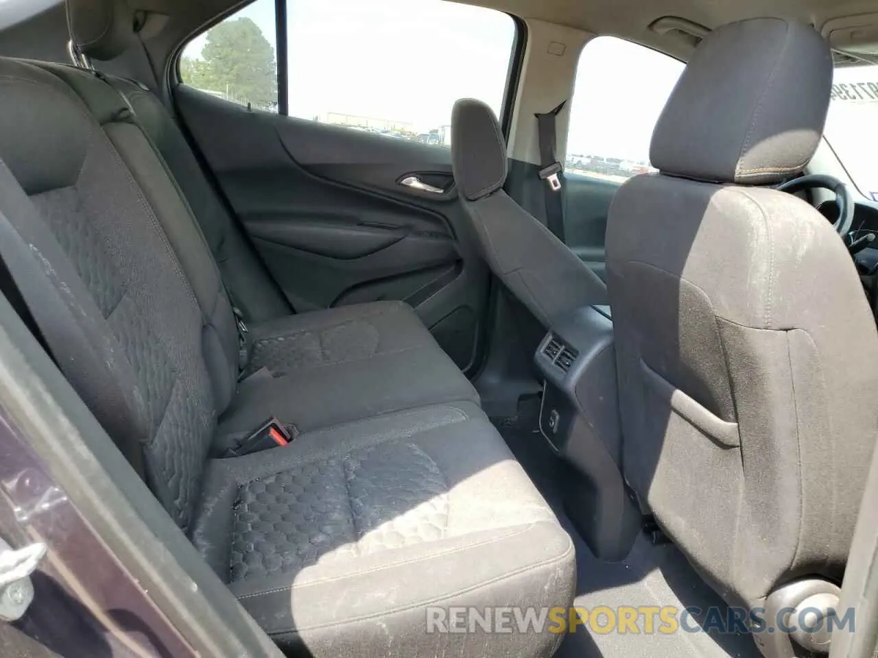 11 fotografías del automóvil dañado 3GNAXKEV4KL253626 CHEVROLET EQUINOX 2019