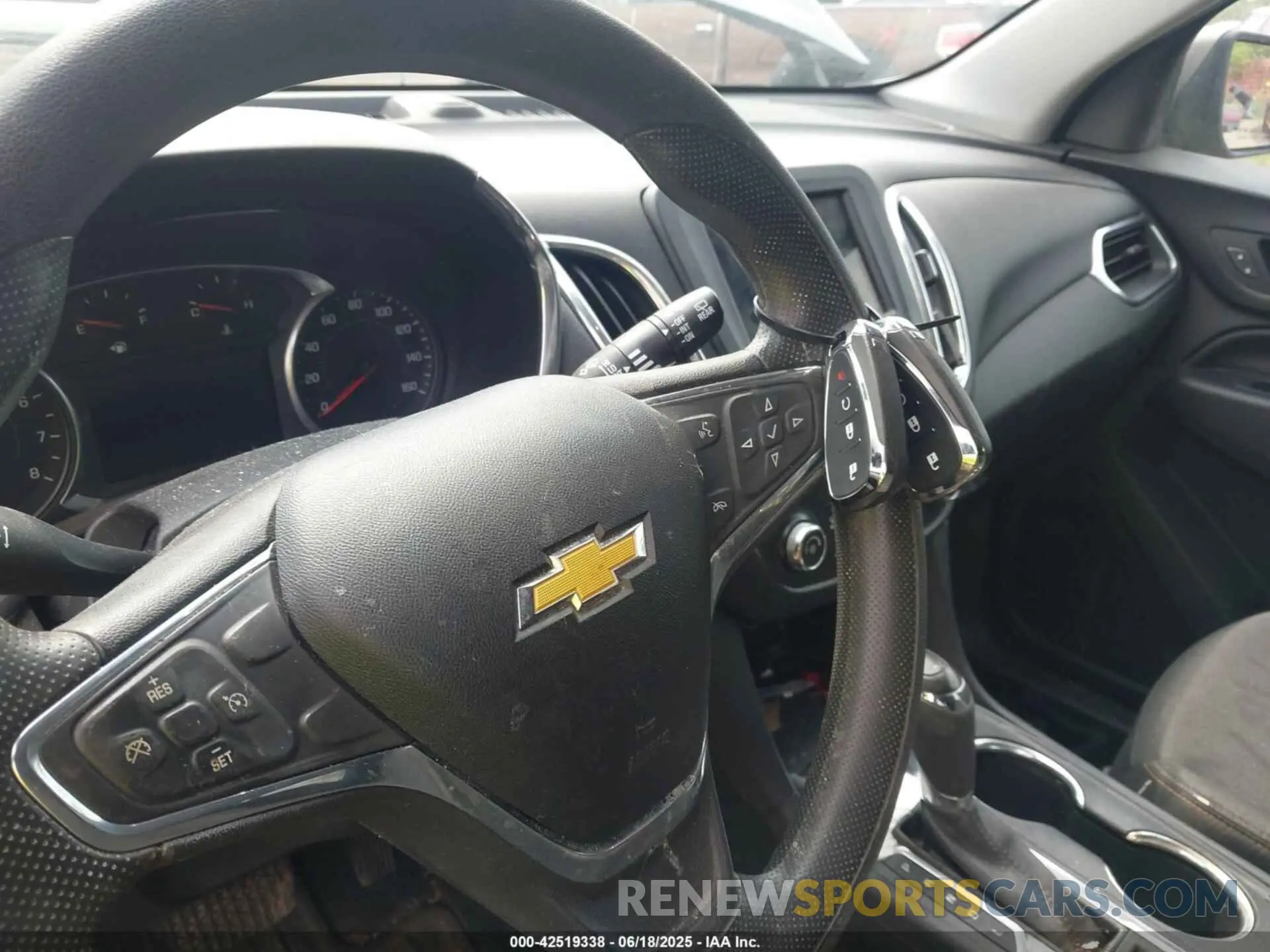 11 fotografías del automóvil dañado 3GNAXKEV5KS540950 CHEVROLET EQUINOX 2019
