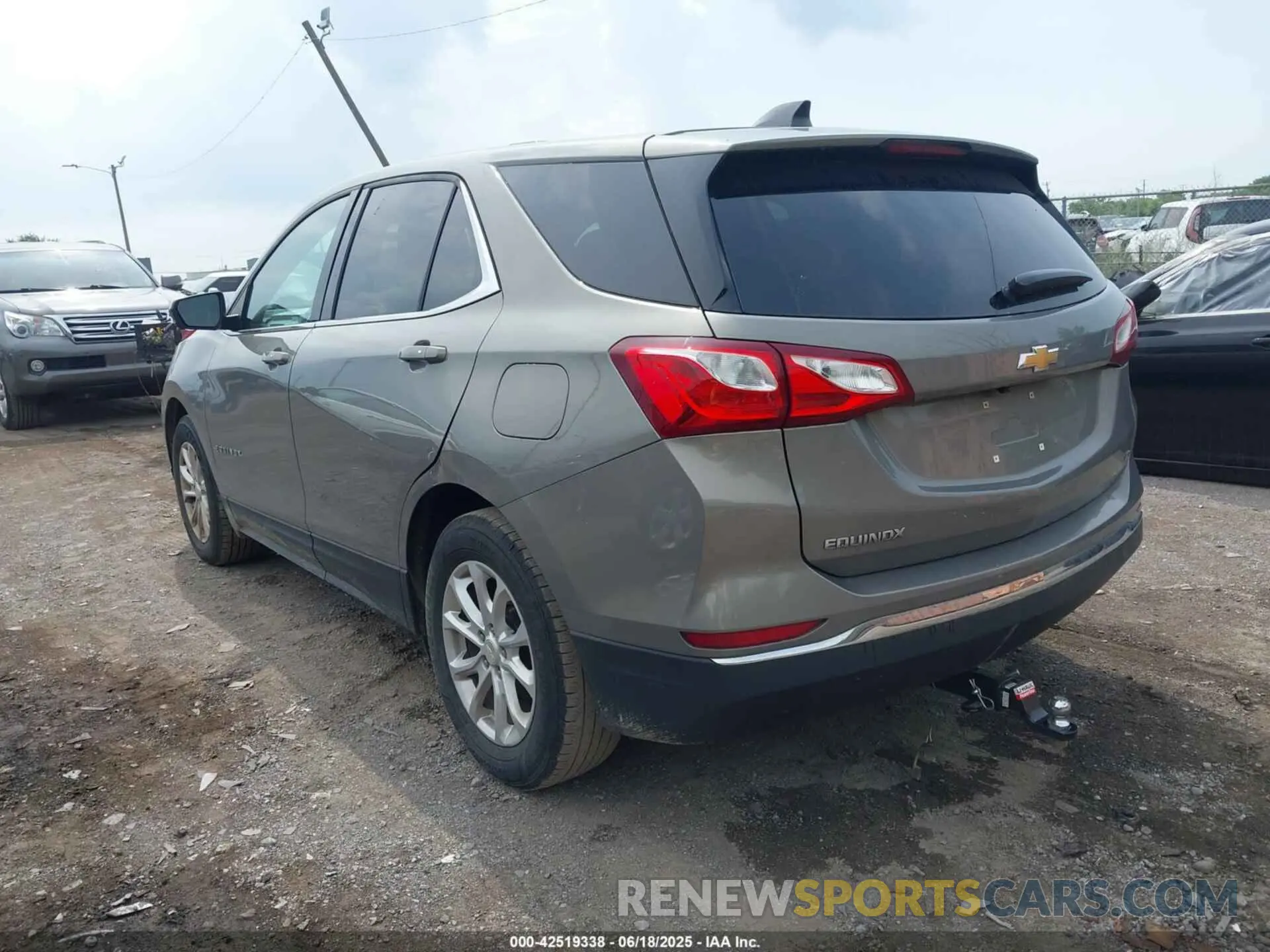 3 fotografías del automóvil dañado 3GNAXKEV5KS540950 CHEVROLET EQUINOX 2019
