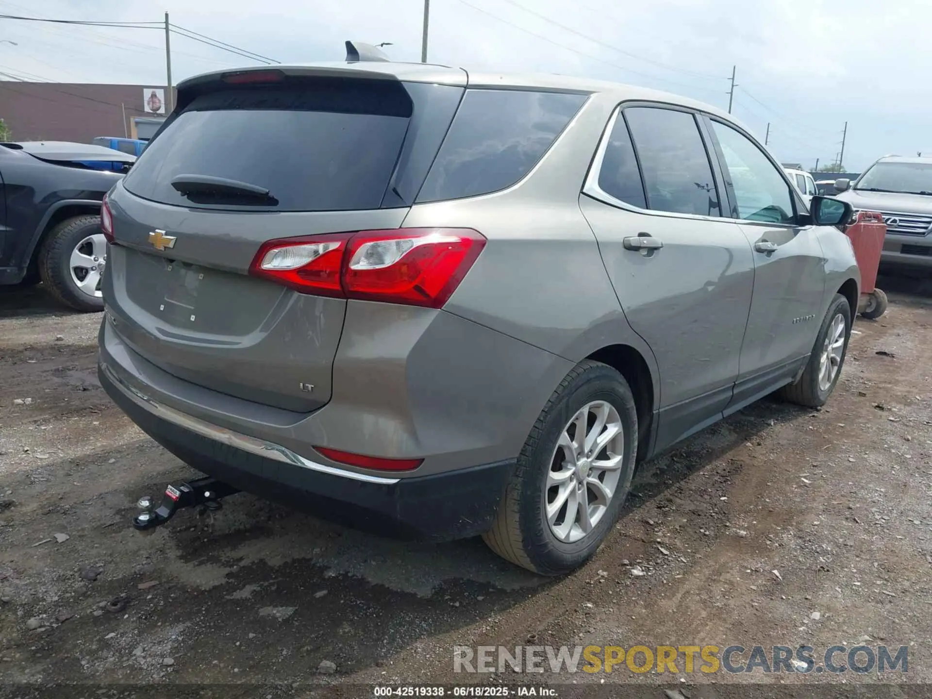 4 fotografías del automóvil dañado 3GNAXKEV5KS540950 CHEVROLET EQUINOX 2019