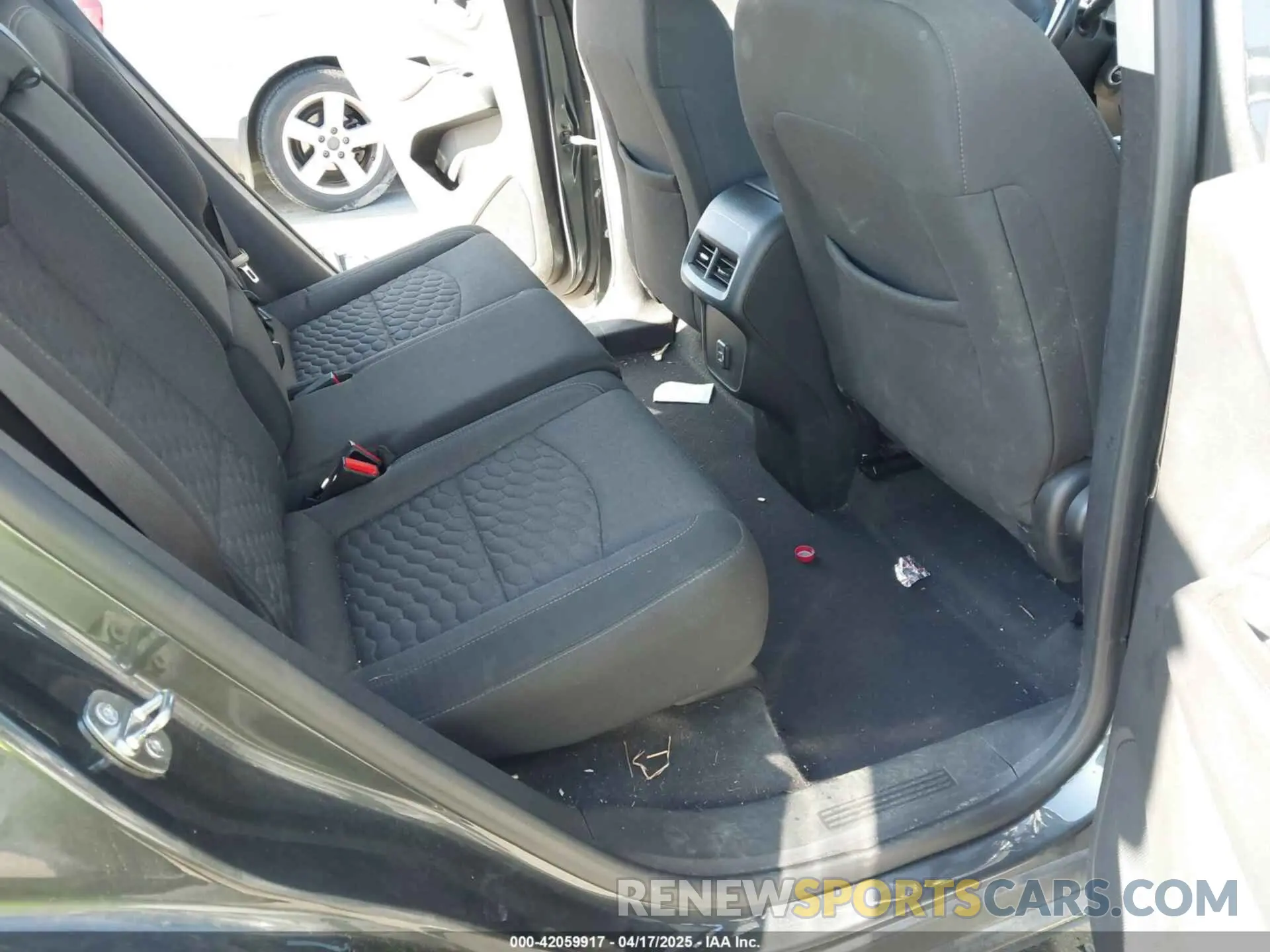 8 fotografías del automóvil dañado 3GNAXKEV7KS577515 CHEVROLET EQUINOX 2019
