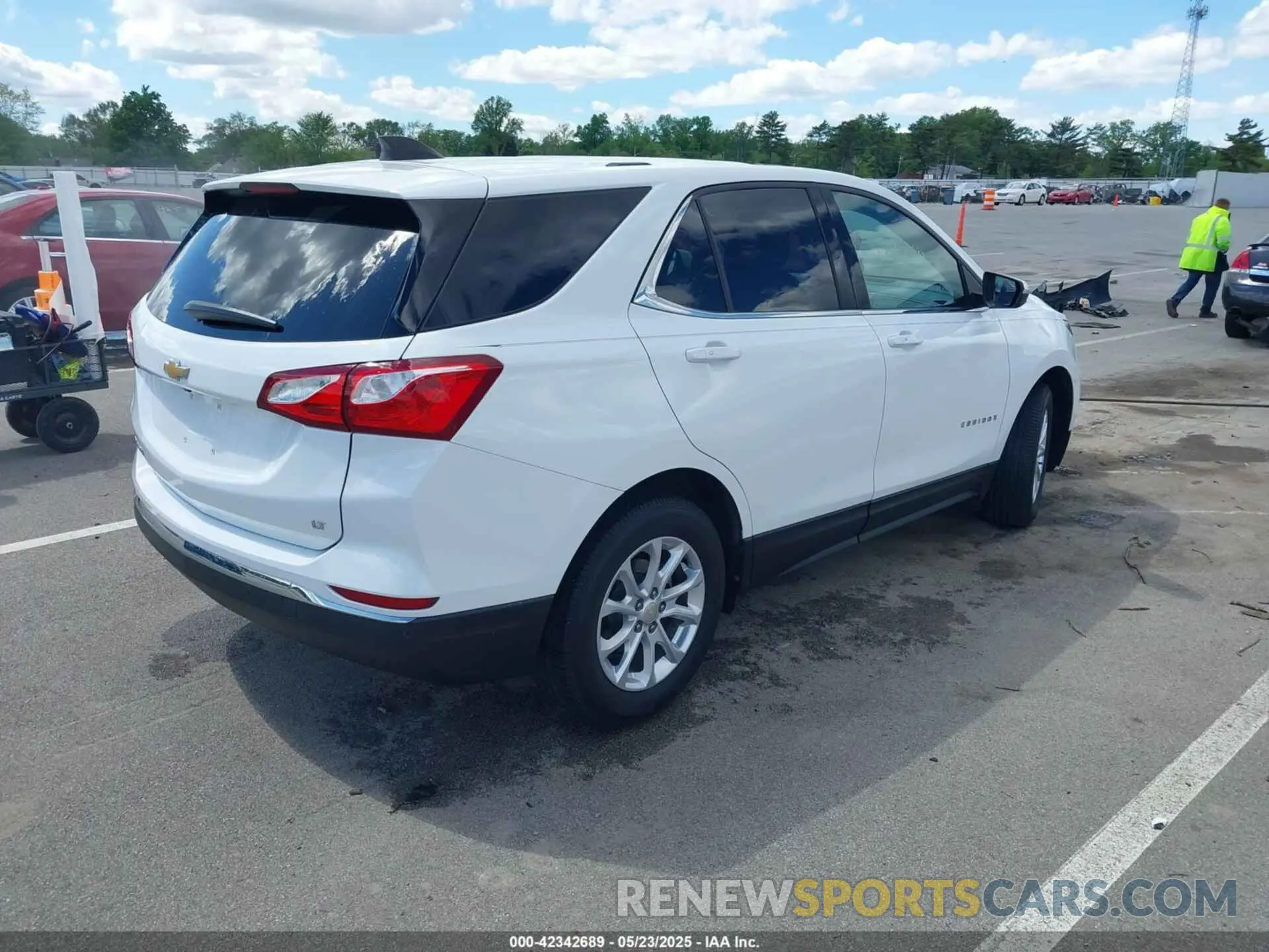 4 fotografías del automóvil dañado 3GNAXKEV7KS677341 CHEVROLET EQUINOX 2019
