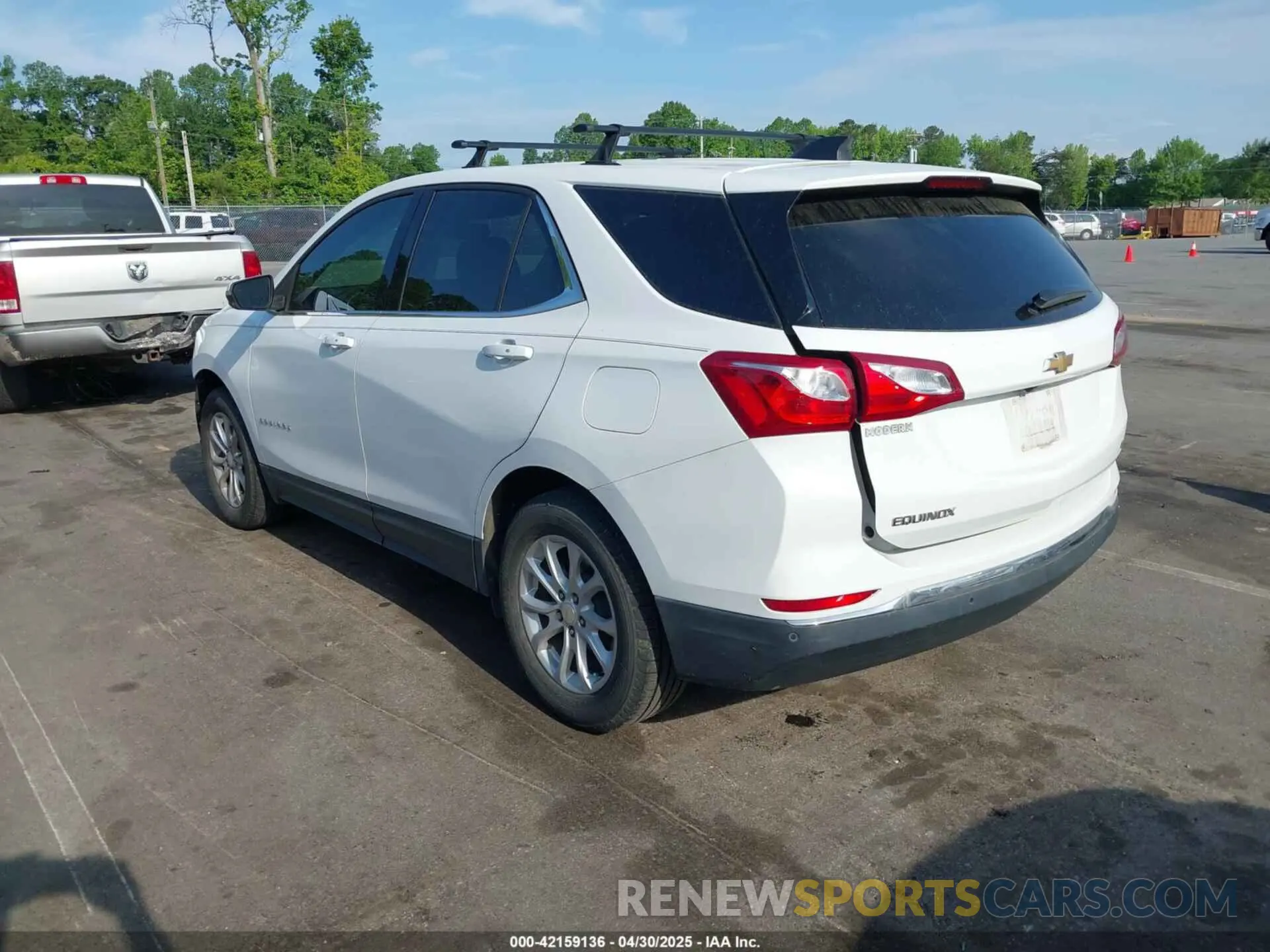 3 fotografías del automóvil dañado 3GNAXKEV8KS599992 CHEVROLET EQUINOX 2019
