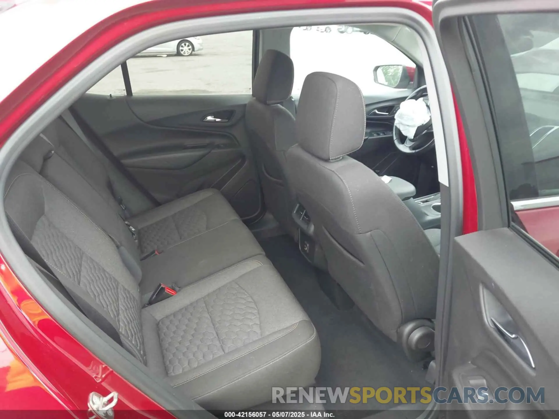 8 fotografías del automóvil dañado 3GNAXKEV8KS674187 CHEVROLET EQUINOX 2019
