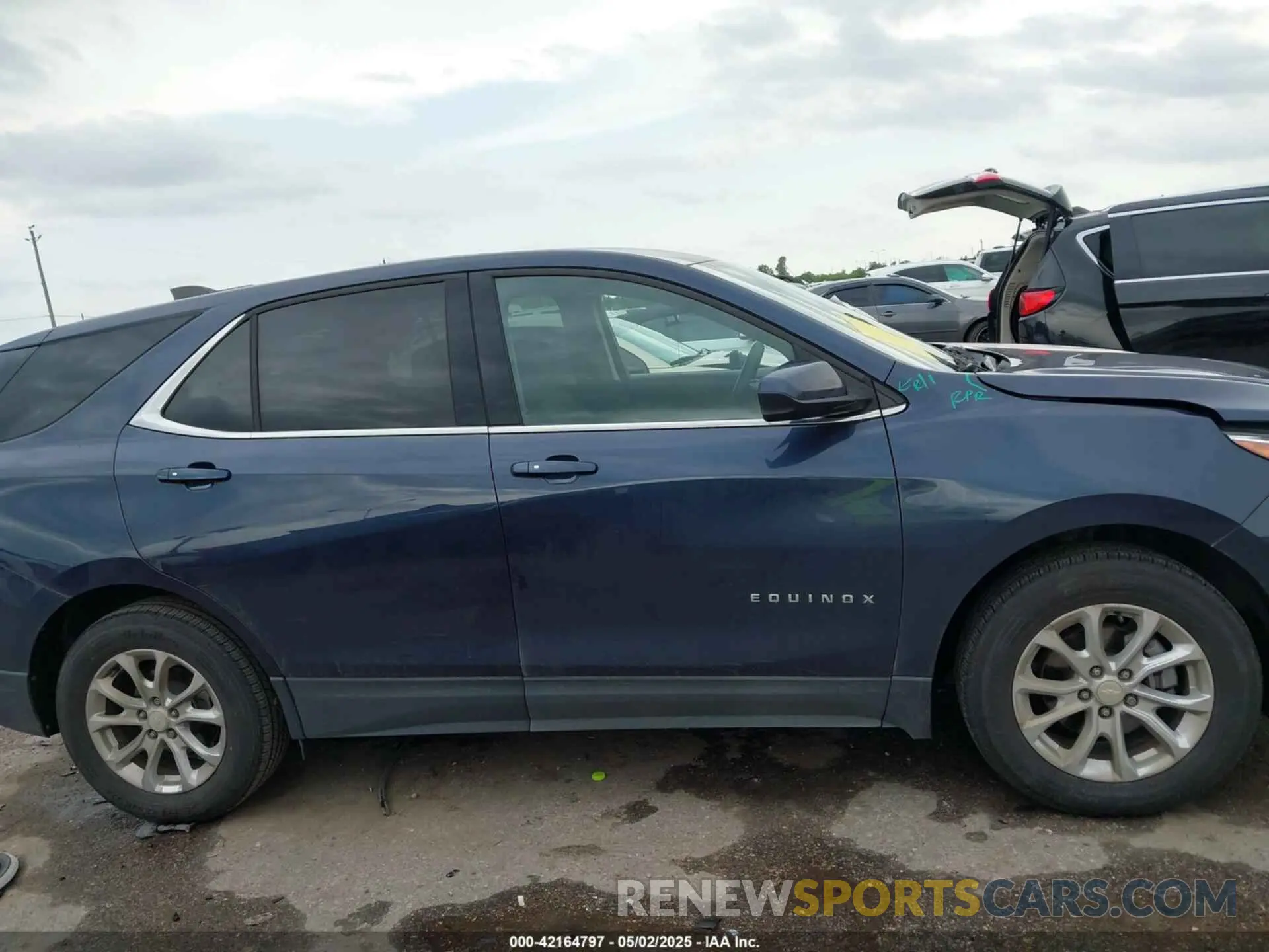 13 fotografías del automóvil dañado 3GNAXKEVXKL315854 CHEVROLET EQUINOX 2019