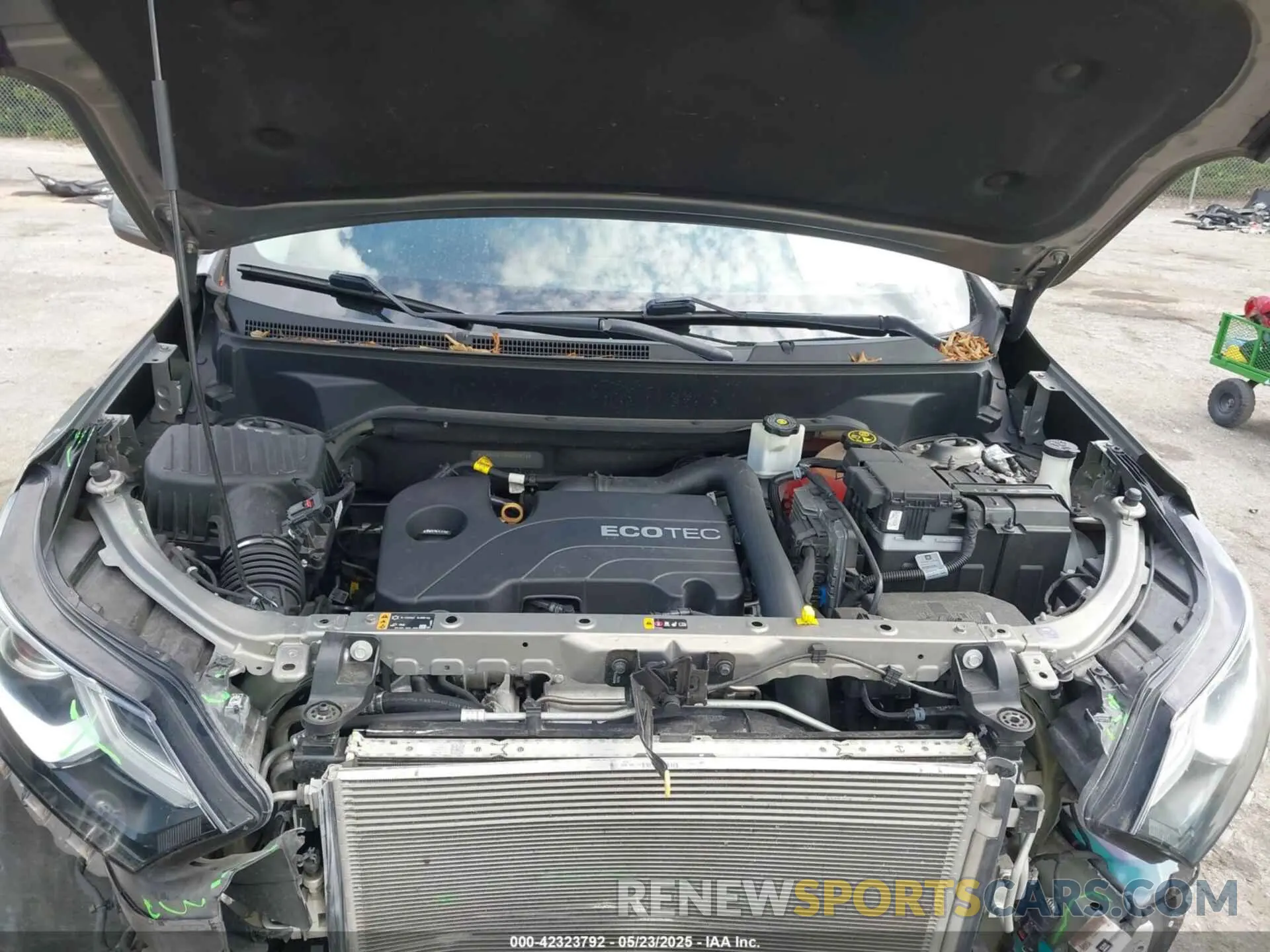10 fotografías del automóvil dañado 3GNAXKEVXKS586516 CHEVROLET EQUINOX 2019