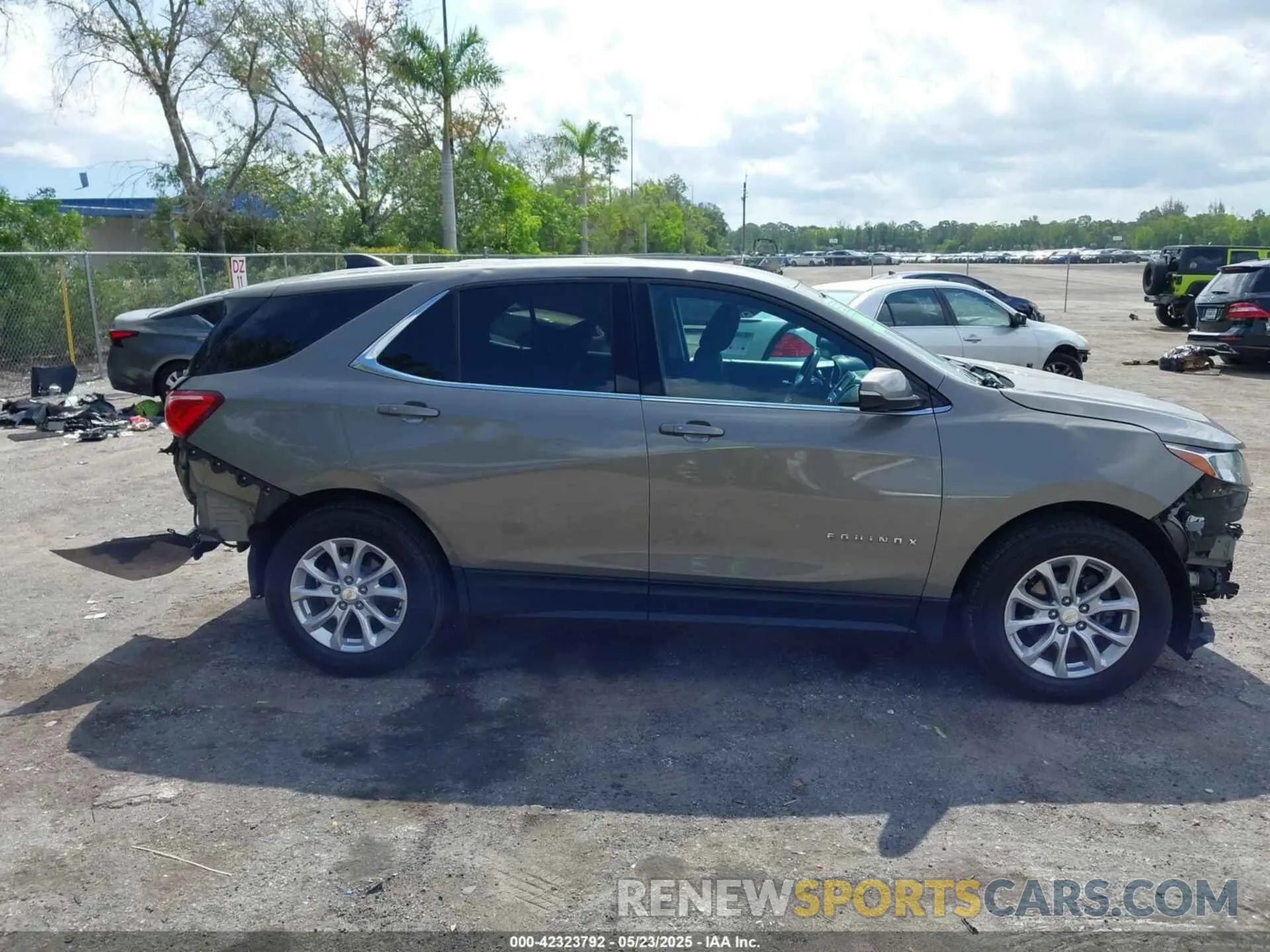 14 fotografías del automóvil dañado 3GNAXKEVXKS586516 CHEVROLET EQUINOX 2019