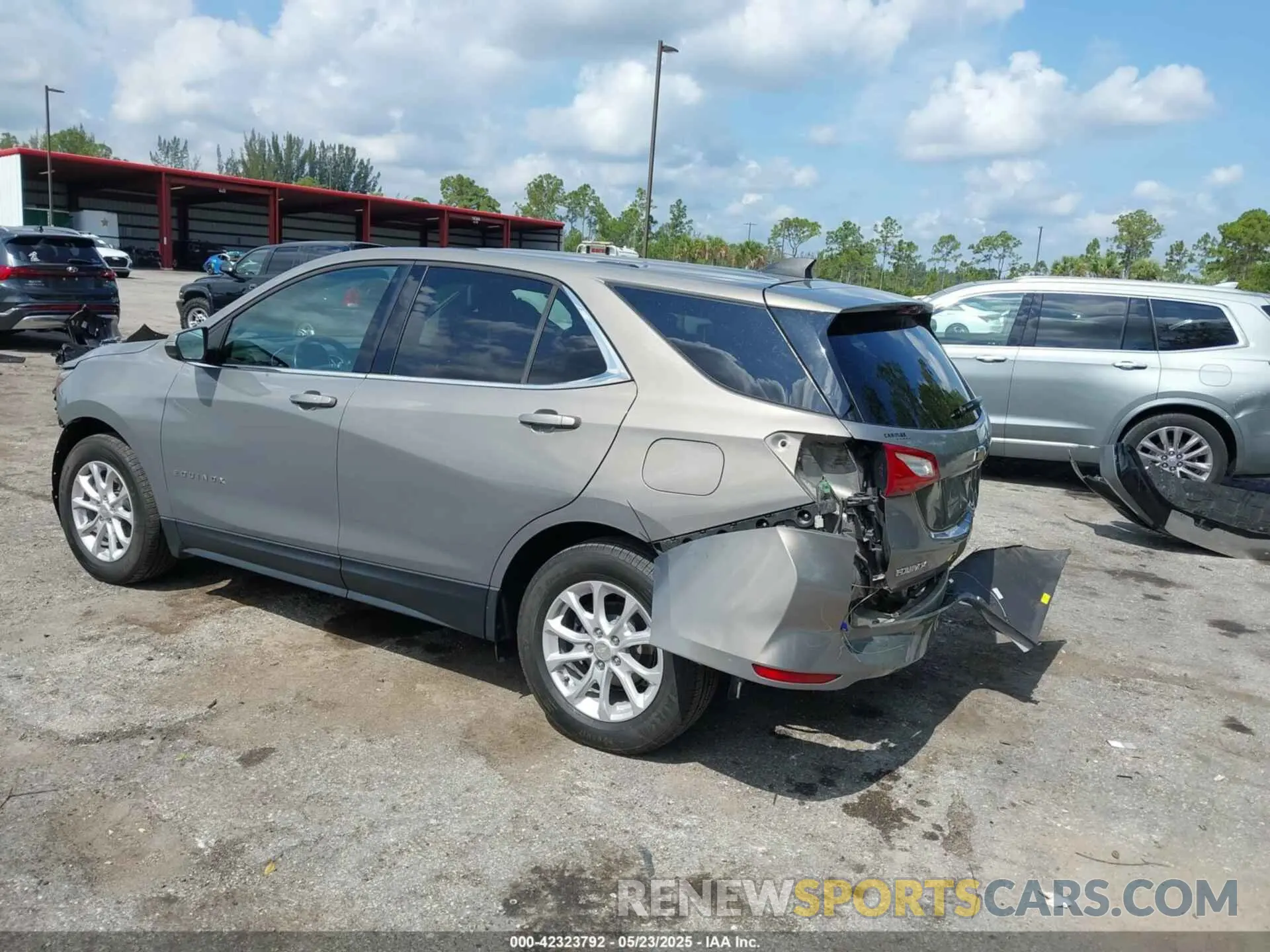 3 fotografías del automóvil dañado 3GNAXKEVXKS586516 CHEVROLET EQUINOX 2019