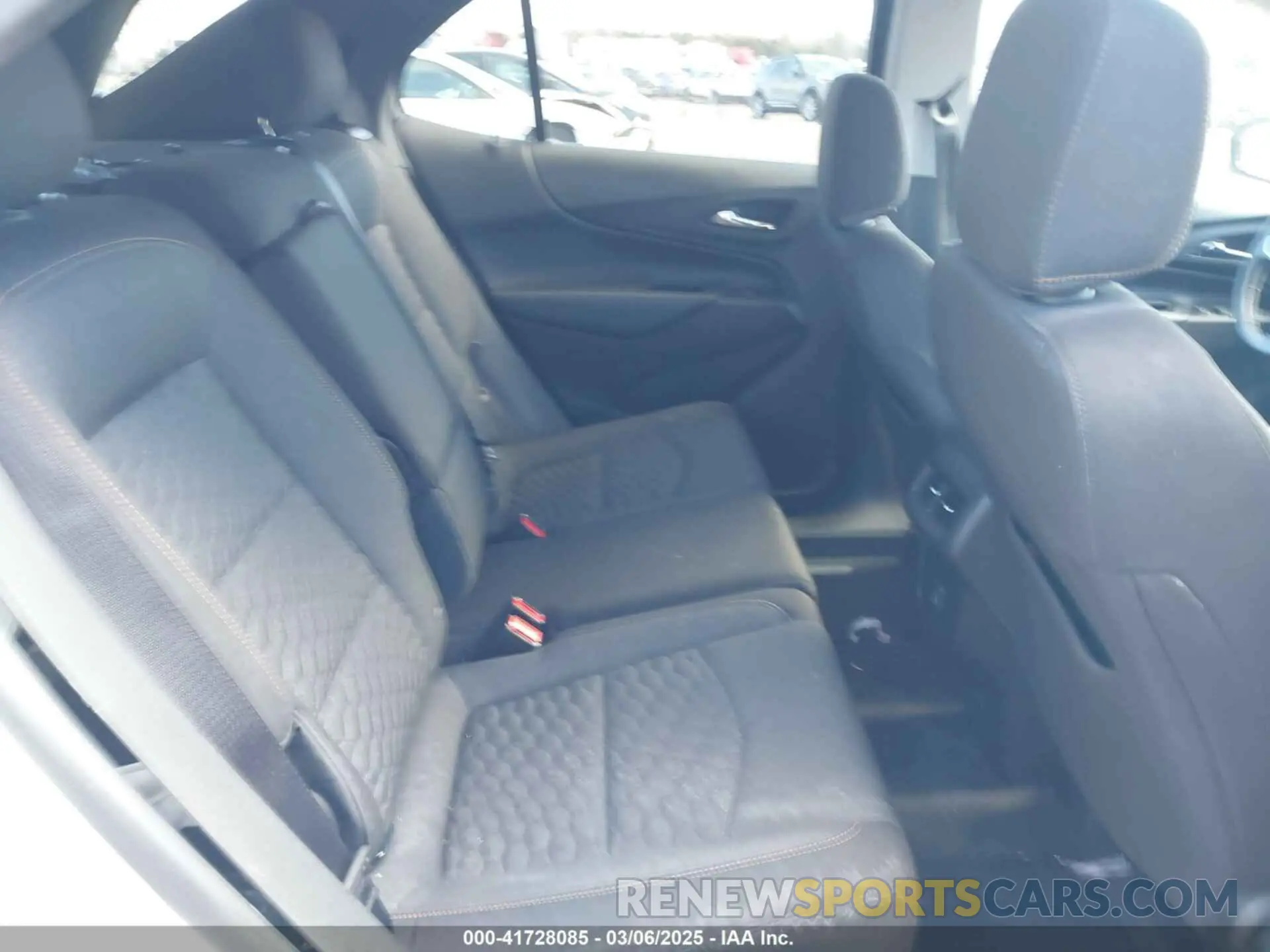 8 fotografías del automóvil dañado 3GNAXLEX1KS681828 CHEVROLET EQUINOX 2019