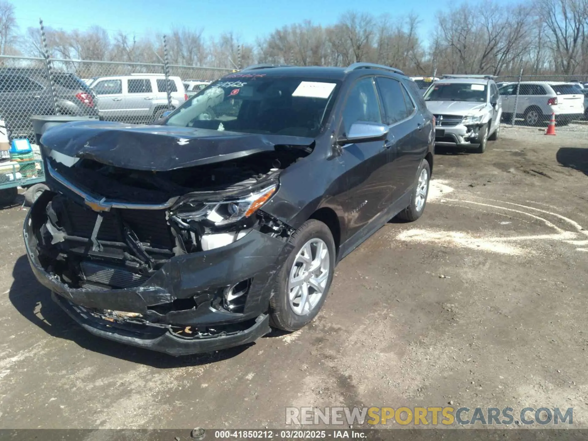 2 fotografías del automóvil dañado 3GNAXNEVXKS563299 CHEVROLET EQUINOX 2019