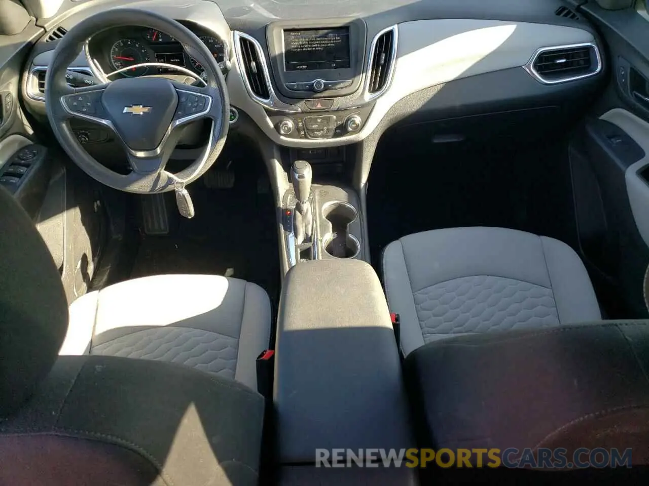 8 fotografías del automóvil dañado 3GNAXSEV3KS610929 CHEVROLET EQUINOX 2019