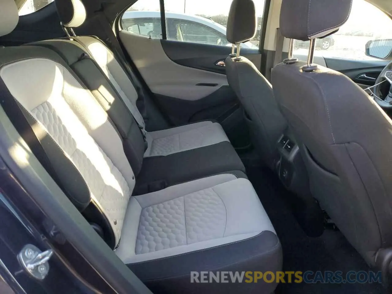 11 fotografías del automóvil dañado 3GNAXSEV9KL263603 CHEVROLET EQUINOX 2019