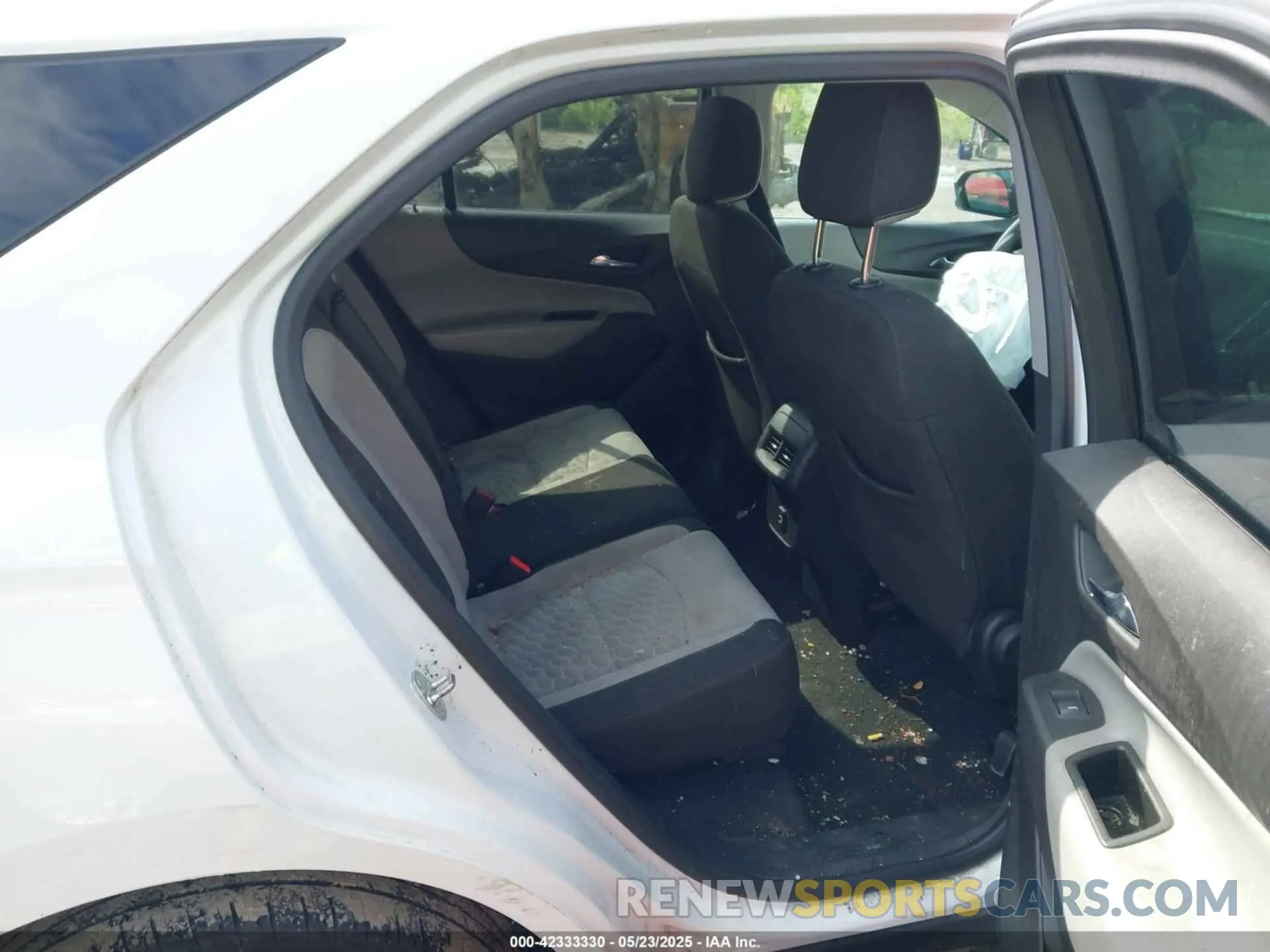 8 fotografías del automóvil dañado 3GNAXSEVXKS645872 CHEVROLET EQUINOX 2019