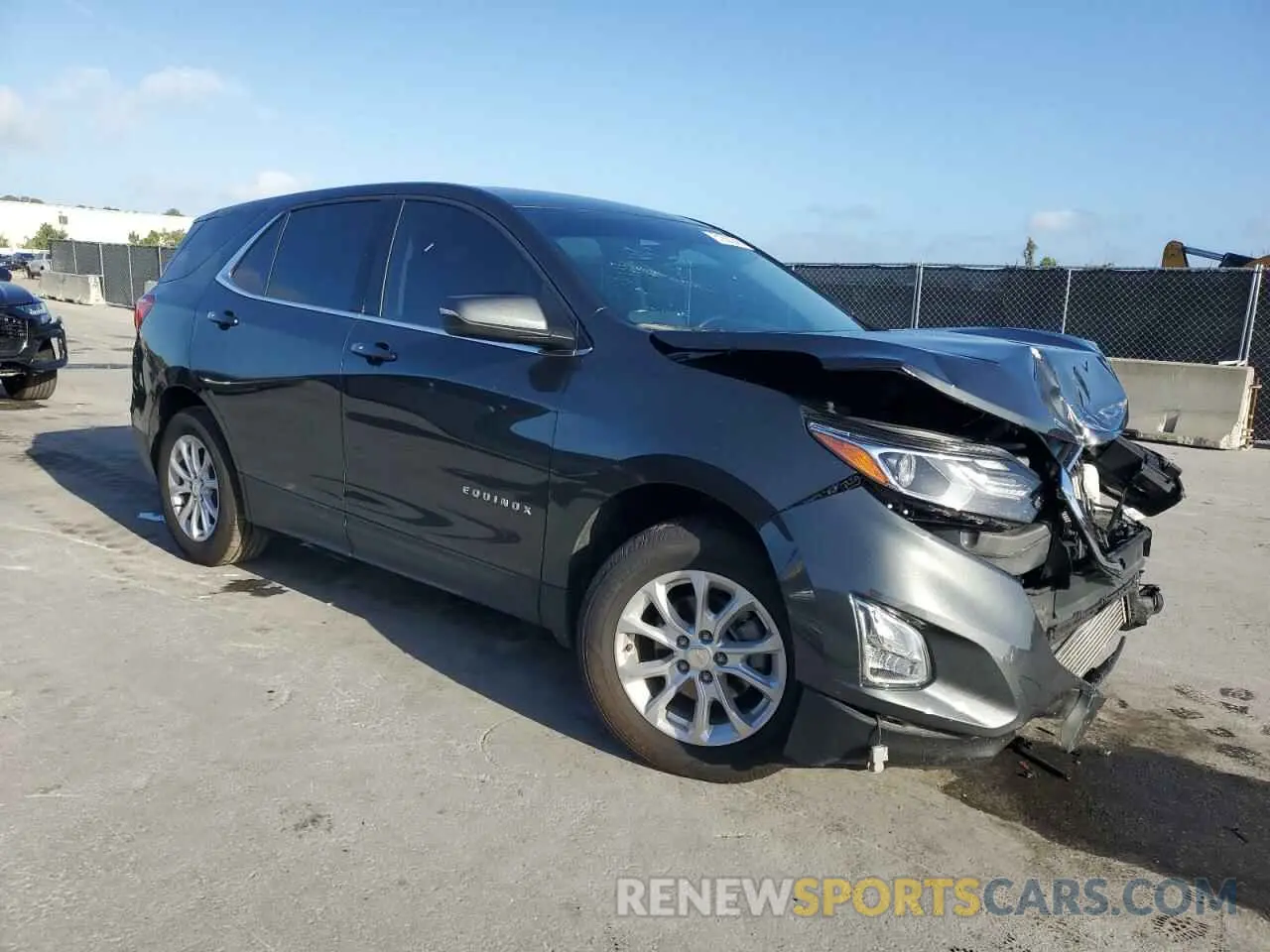 4 fotografías del automóvil dañado 3GNAXUEV0KS604131 CHEVROLET EQUINOX 2019