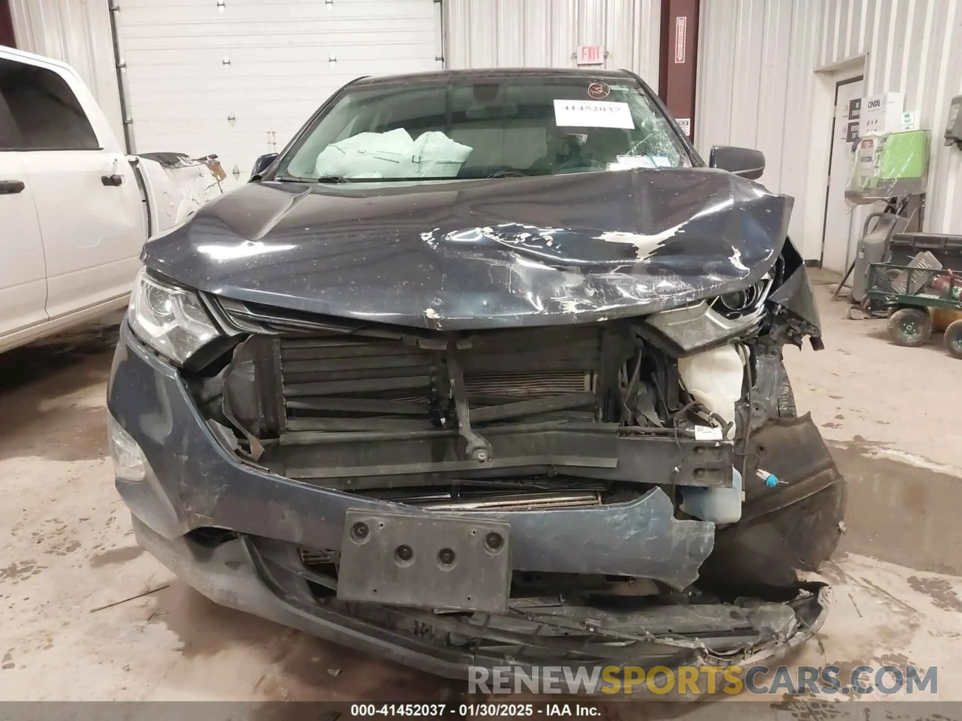 12 fotografías del automóvil dañado 3GNAXUEV1KL234852 CHEVROLET EQUINOX 2019