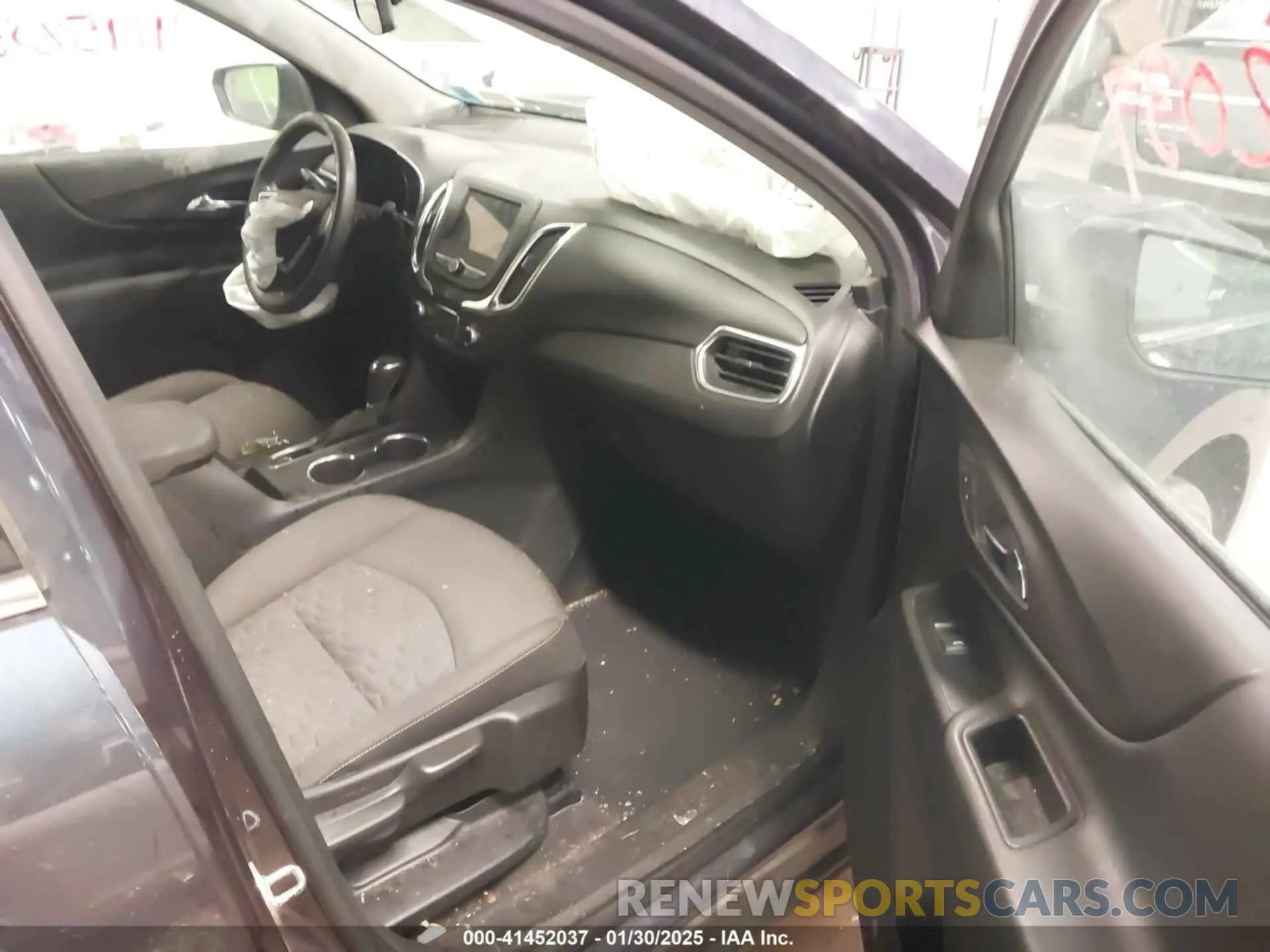 5 fotografías del automóvil dañado 3GNAXUEV1KL234852 CHEVROLET EQUINOX 2019