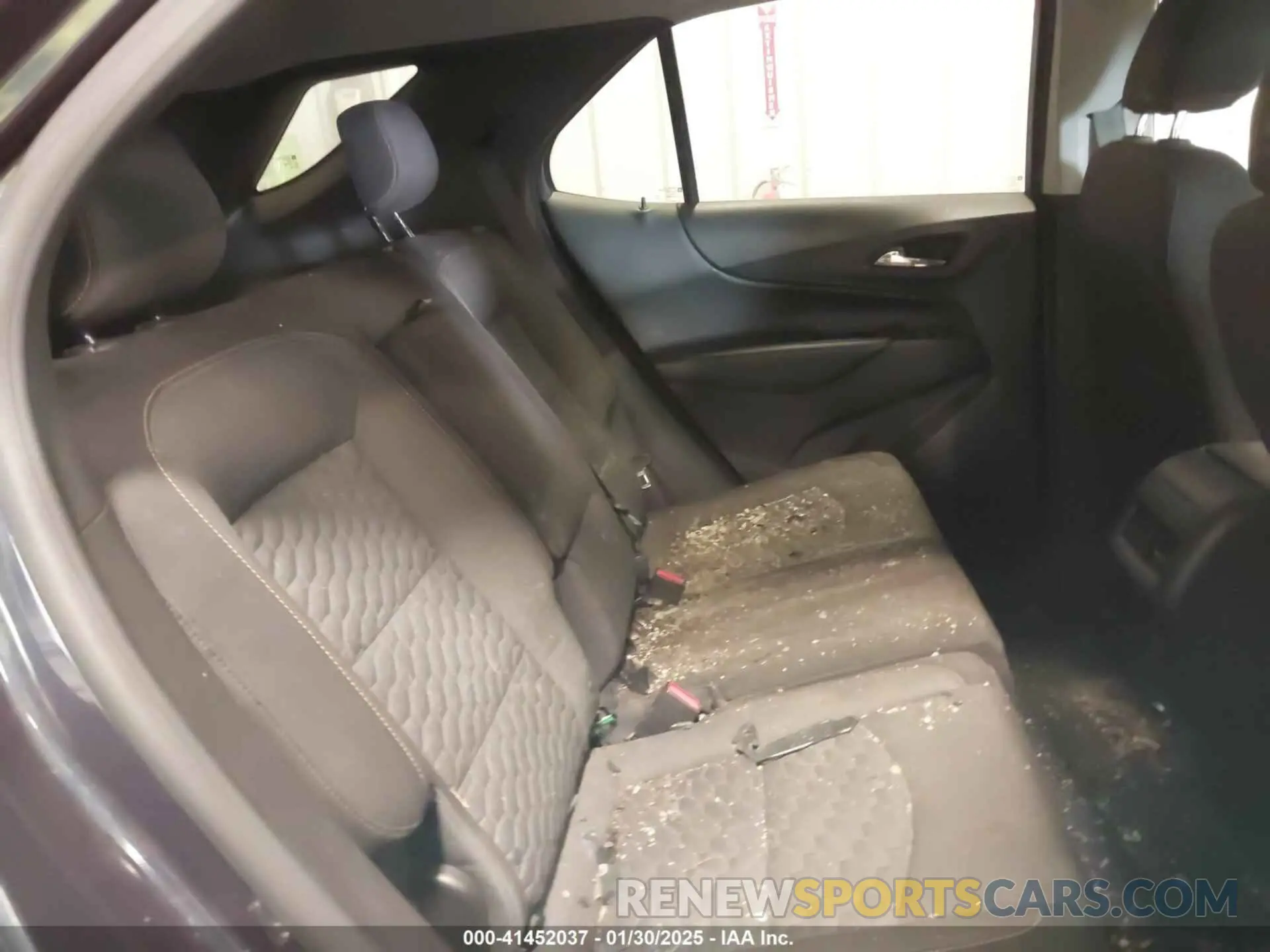 8 fotografías del automóvil dañado 3GNAXUEV1KL234852 CHEVROLET EQUINOX 2019