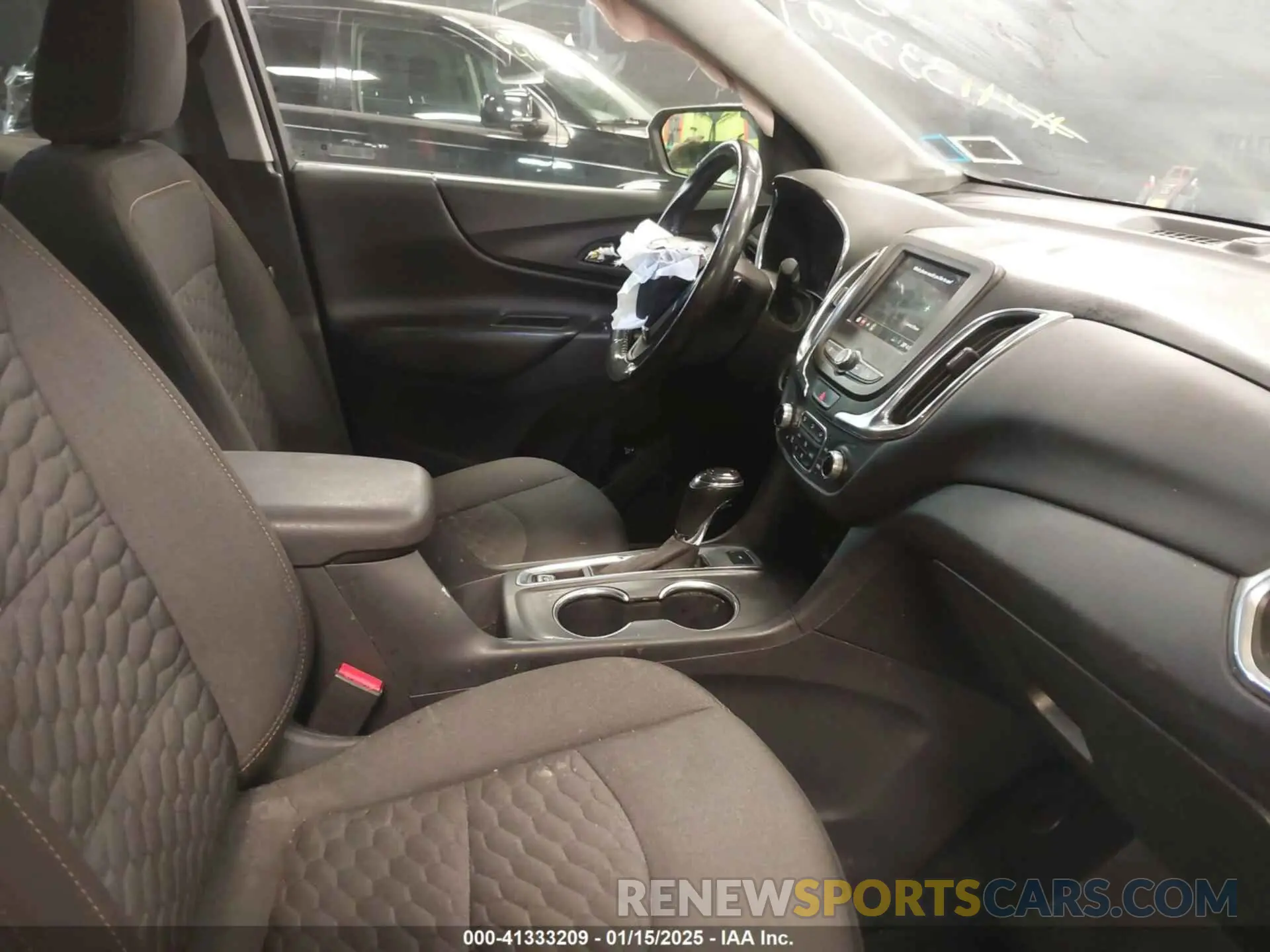 5 fotografías del automóvil dañado 3GNAXUEV1KL286305 CHEVROLET EQUINOX 2019