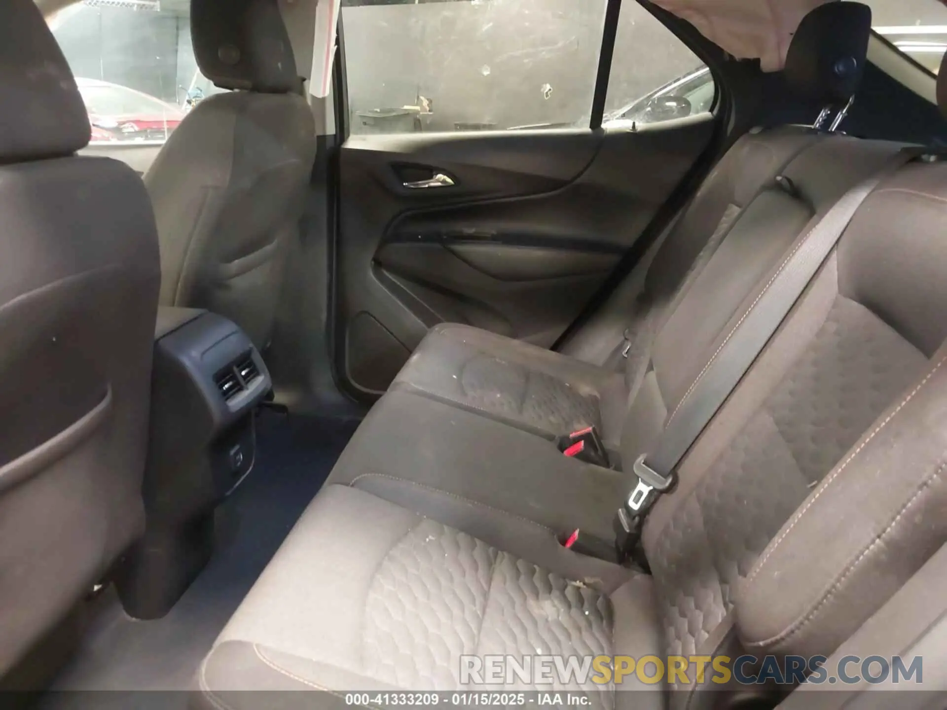 8 fotografías del automóvil dañado 3GNAXUEV1KL286305 CHEVROLET EQUINOX 2019