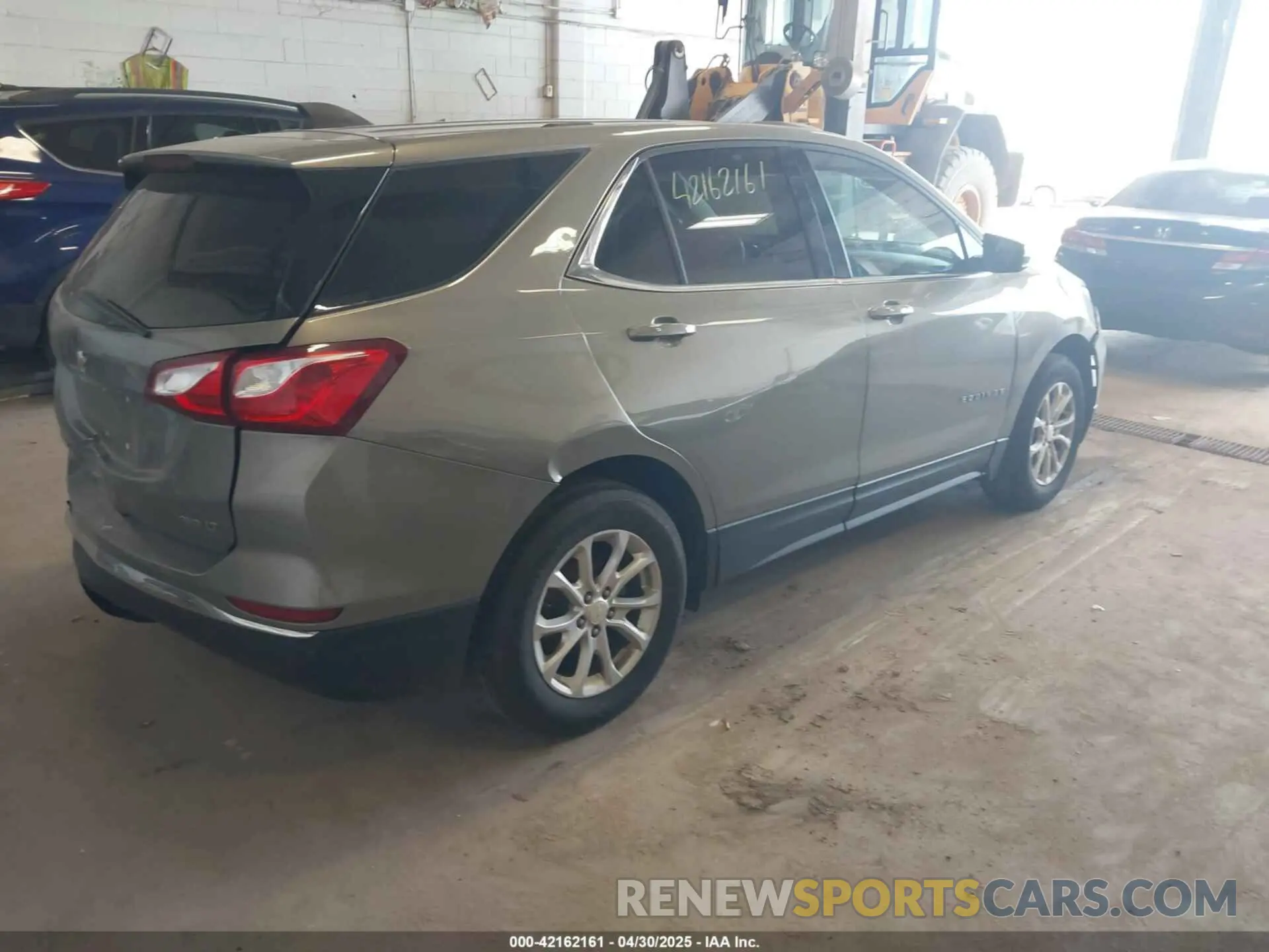 4 fotografías del automóvil dañado 3GNAXUEV1KS516124 CHEVROLET EQUINOX 2019