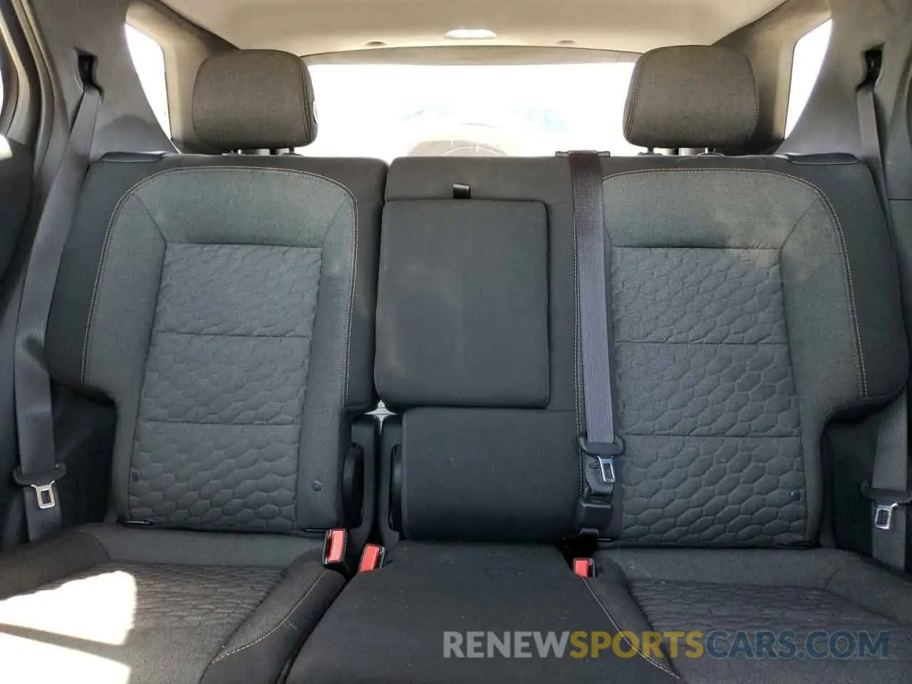10 fotografías del automóvil dañado 3GNAXUEV2KL194863 CHEVROLET EQUINOX 2019