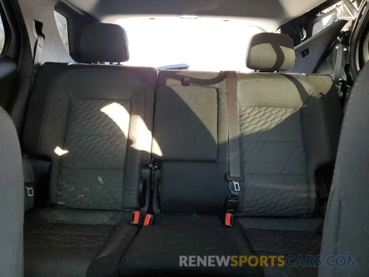 10 fotografías del automóvil dañado 3GNAXUEV2KL279623 CHEVROLET EQUINOX 2019