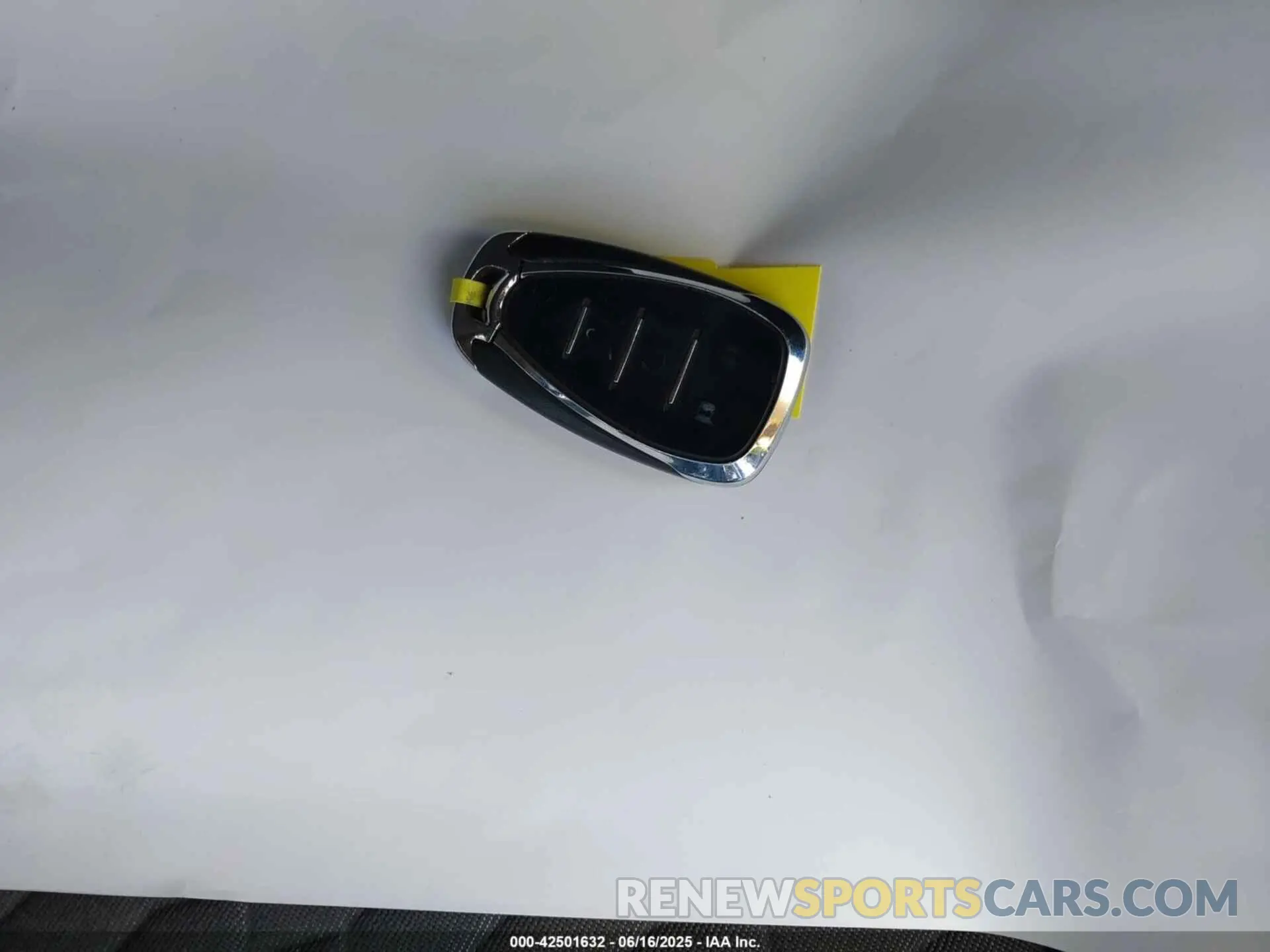 11 fotografías del automóvil dañado 3GNAXUEV2KS519968 CHEVROLET EQUINOX 2019