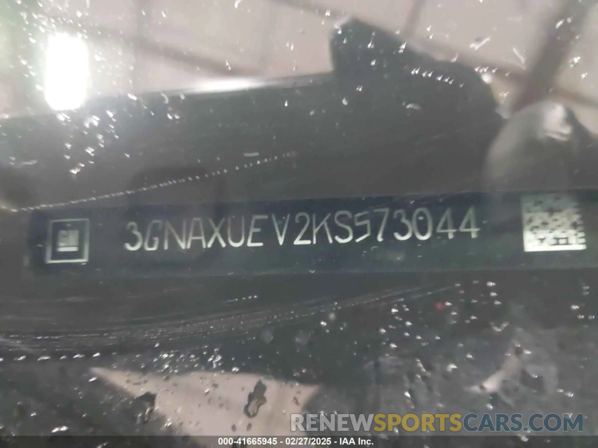 9 fotografías del automóvil dañado 3GNAXUEV2KS573044 CHEVROLET EQUINOX 2019