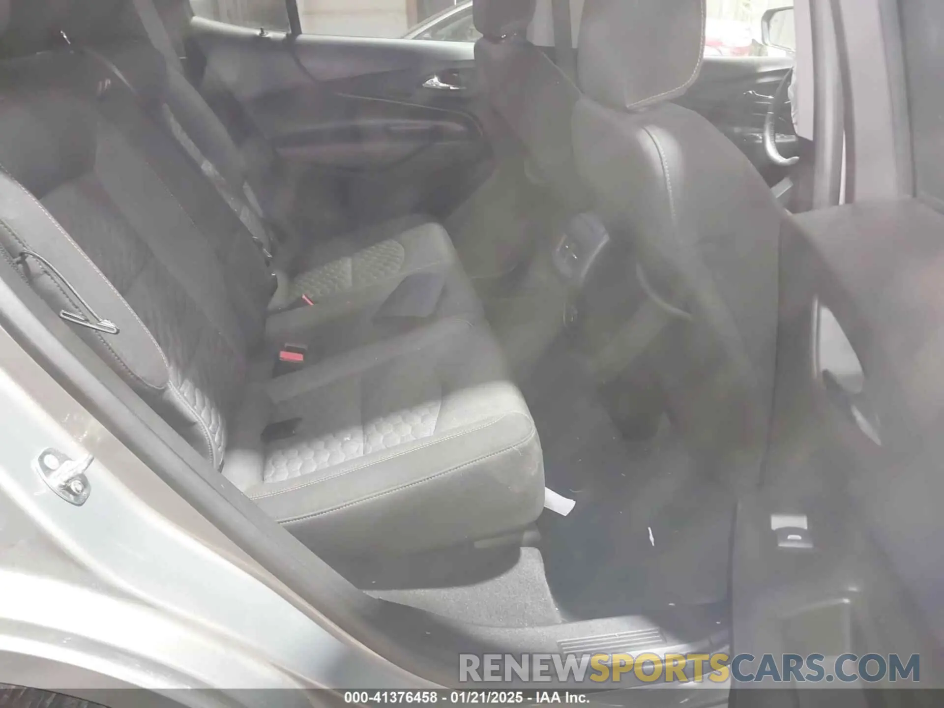 8 fotografías del automóvil dañado 3GNAXUEV3KS583713 CHEVROLET EQUINOX 2019