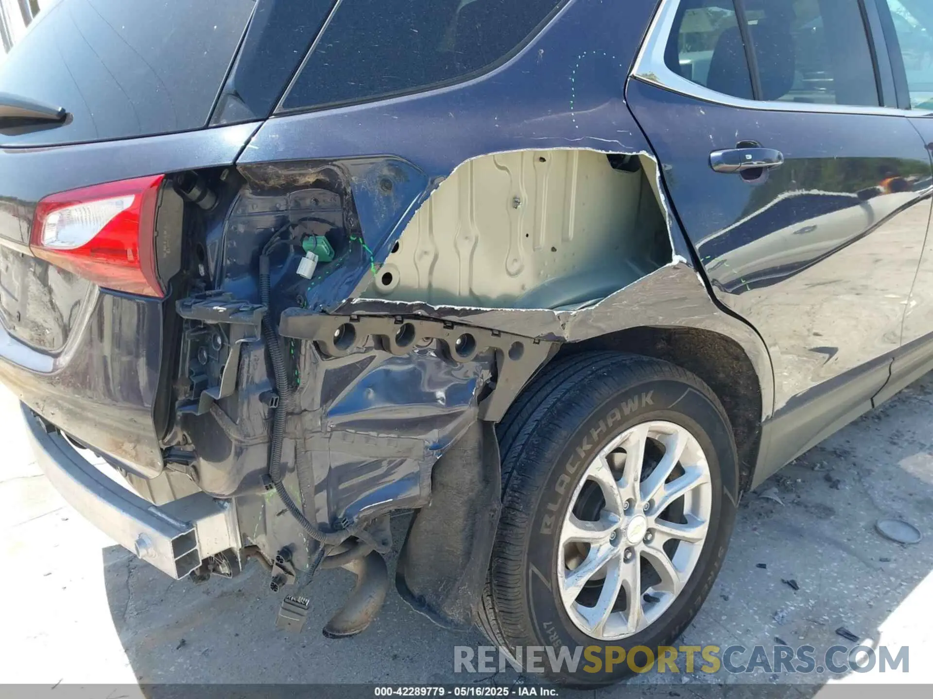 6 fotografías del automóvil dañado 3GNAXUEV4KL297914 CHEVROLET EQUINOX 2019
