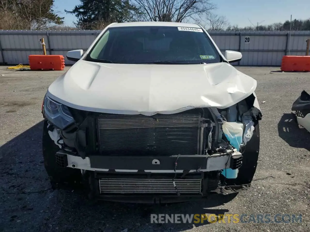 5 fotografías del automóvil dañado 3GNAXUEV4KS510687 CHEVROLET EQUINOX 2019
