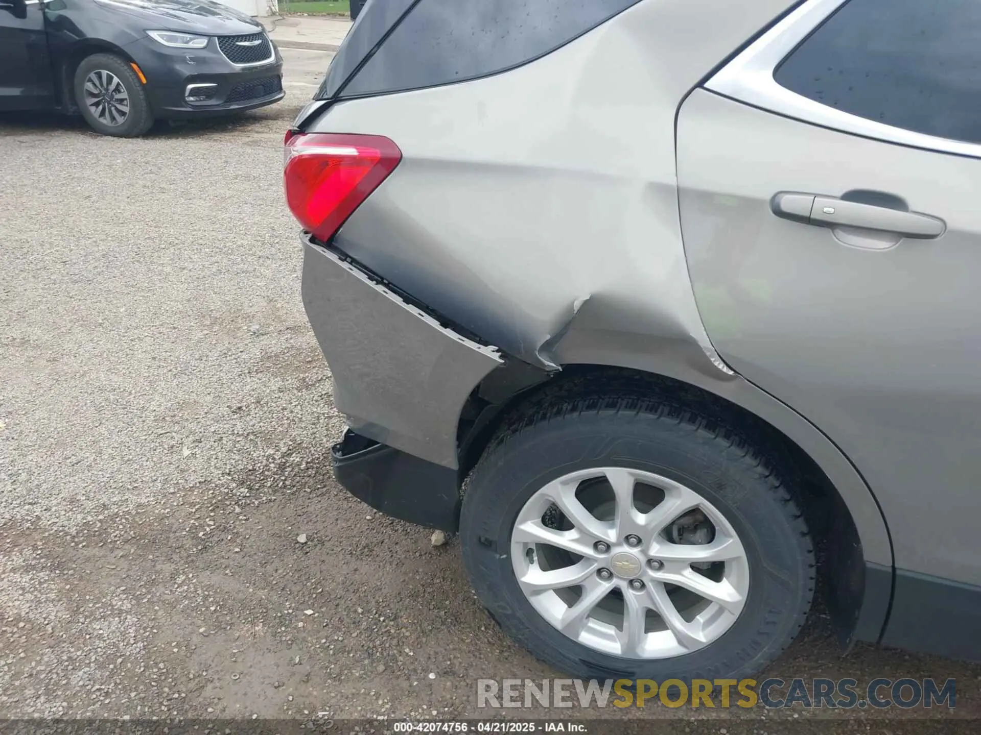 17 fotografías del automóvil dañado 3GNAXUEV4KS554897 CHEVROLET EQUINOX 2019