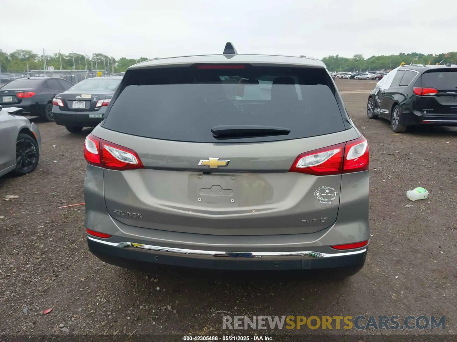 16 fotografías del automóvil dañado 3GNAXUEV4KS577841 CHEVROLET EQUINOX 2019