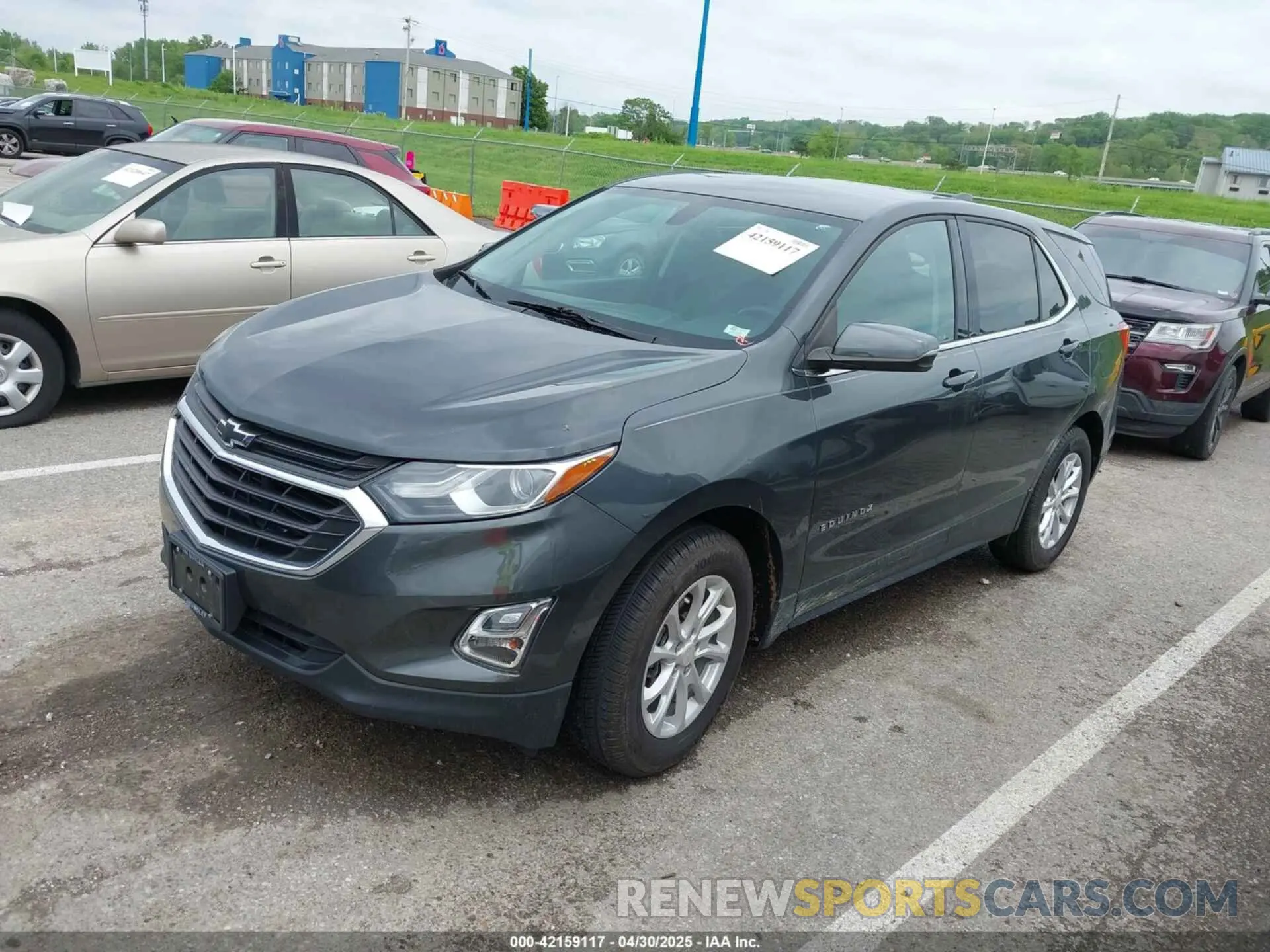 14 fotografías del automóvil dañado 3GNAXUEV4KS603211 CHEVROLET EQUINOX 2019