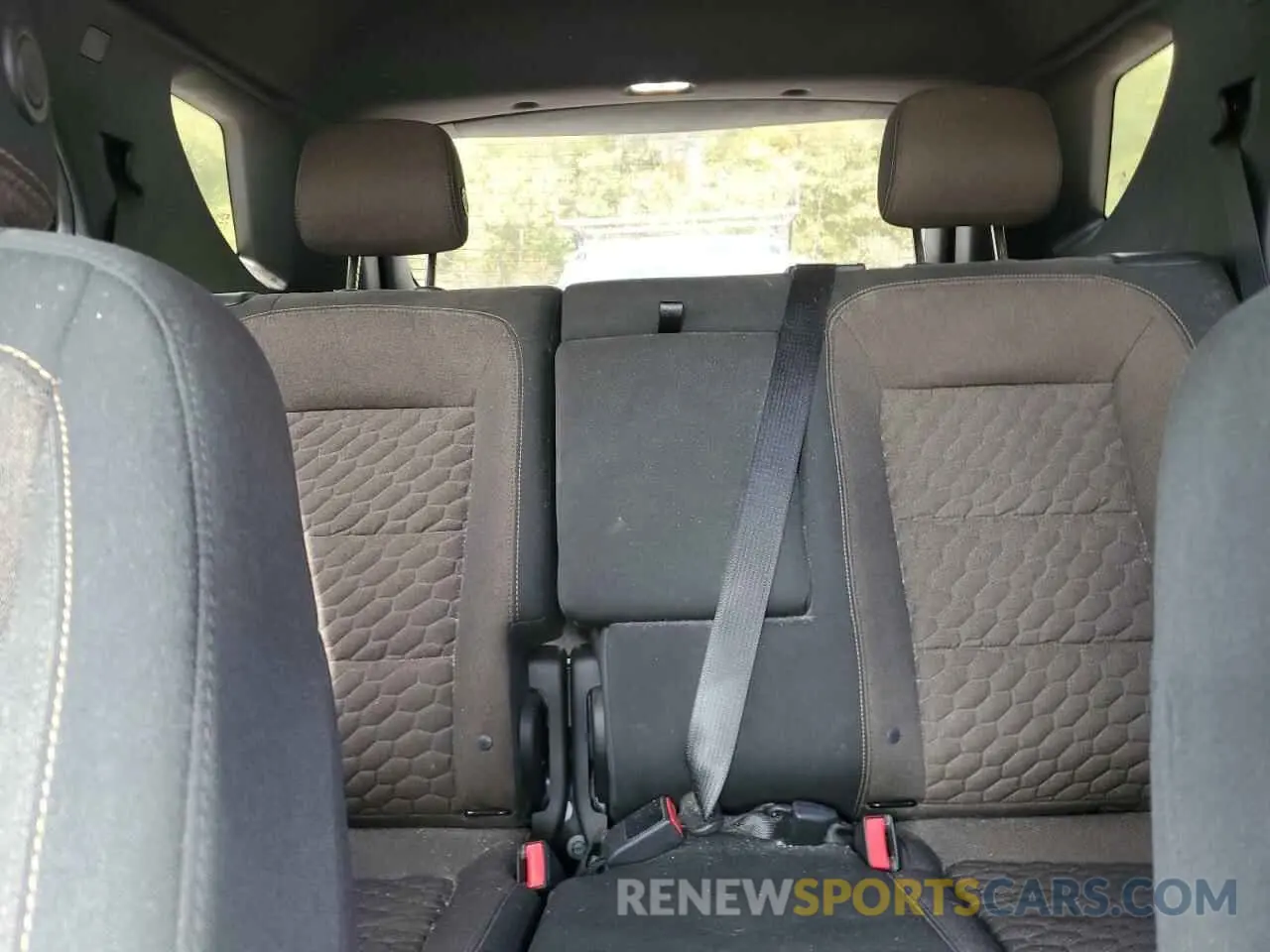10 fotografías del automóvil dañado 3GNAXUEV5KL100913 CHEVROLET EQUINOX 2019