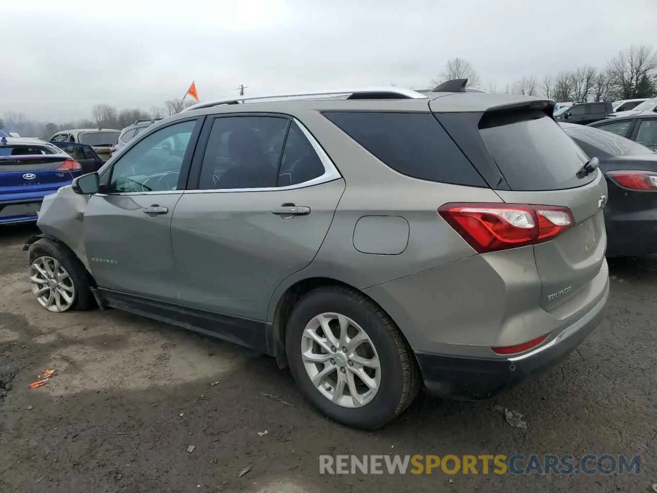 2 fotografías del automóvil dañado 3GNAXUEV5KS528776 CHEVROLET EQUINOX 2019