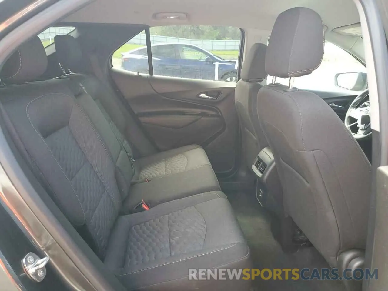 11 fotografías del automóvil dañado 3GNAXUEV5KS577007 CHEVROLET EQUINOX 2019