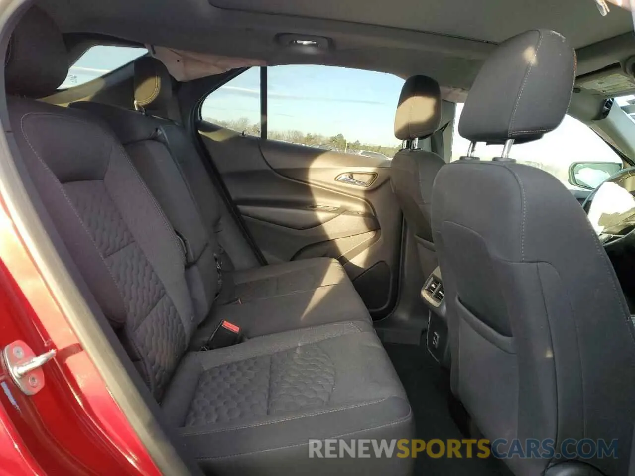 11 fotografías del automóvil dañado 3GNAXUEV5KS667466 CHEVROLET EQUINOX 2019